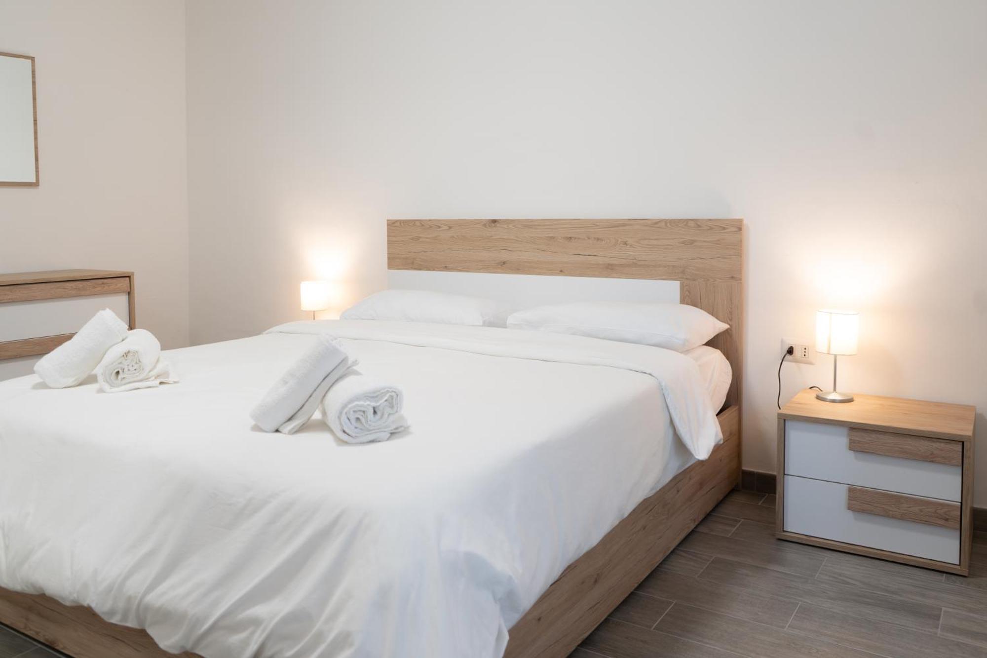 10min Rhofiera & Sansiro - 5min Metro - Ac - Freeparking Apartment Milan