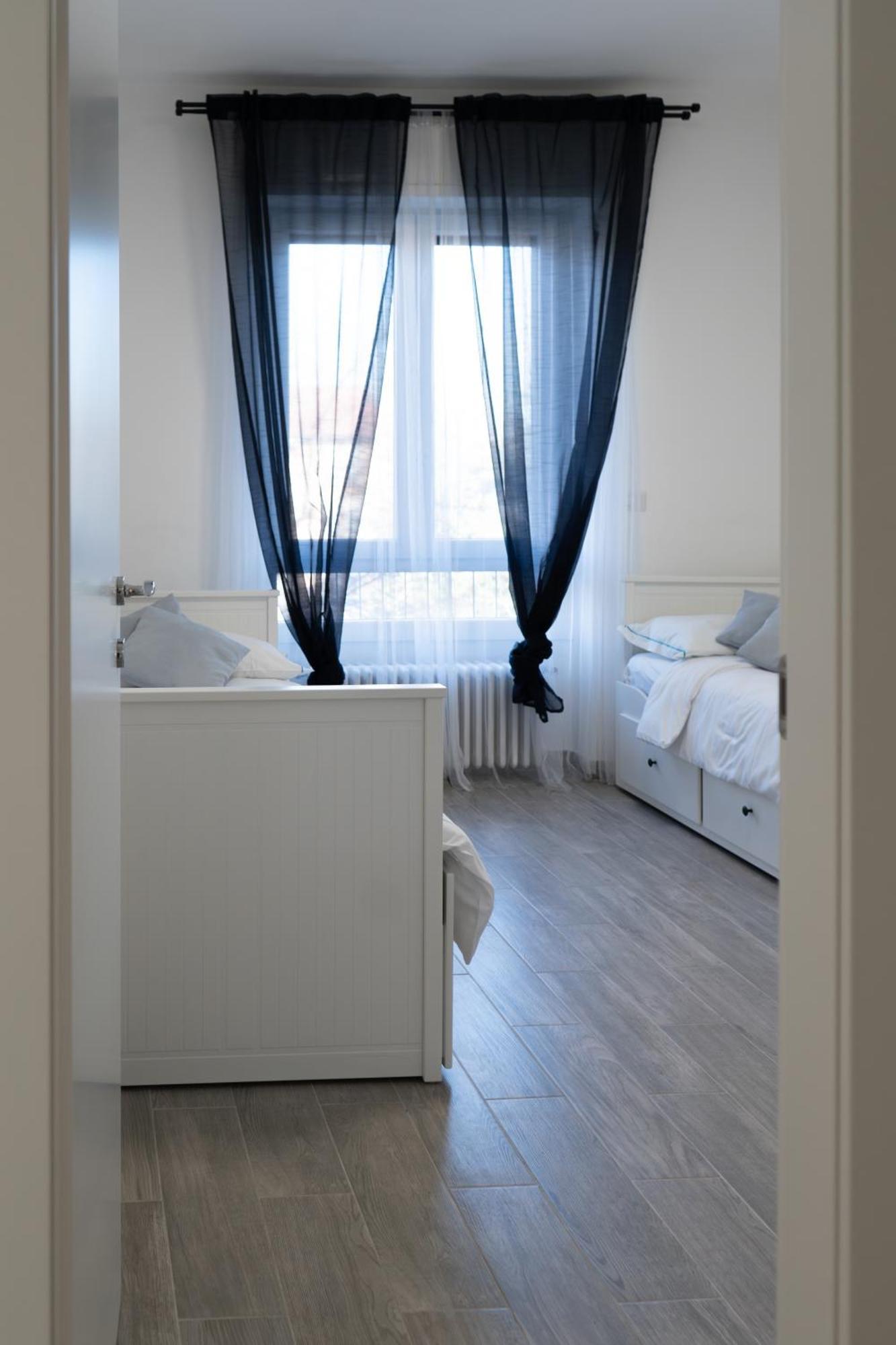 10min Rhofiera & Sansiro - 5min Metro - Ac - Freeparking * Milan