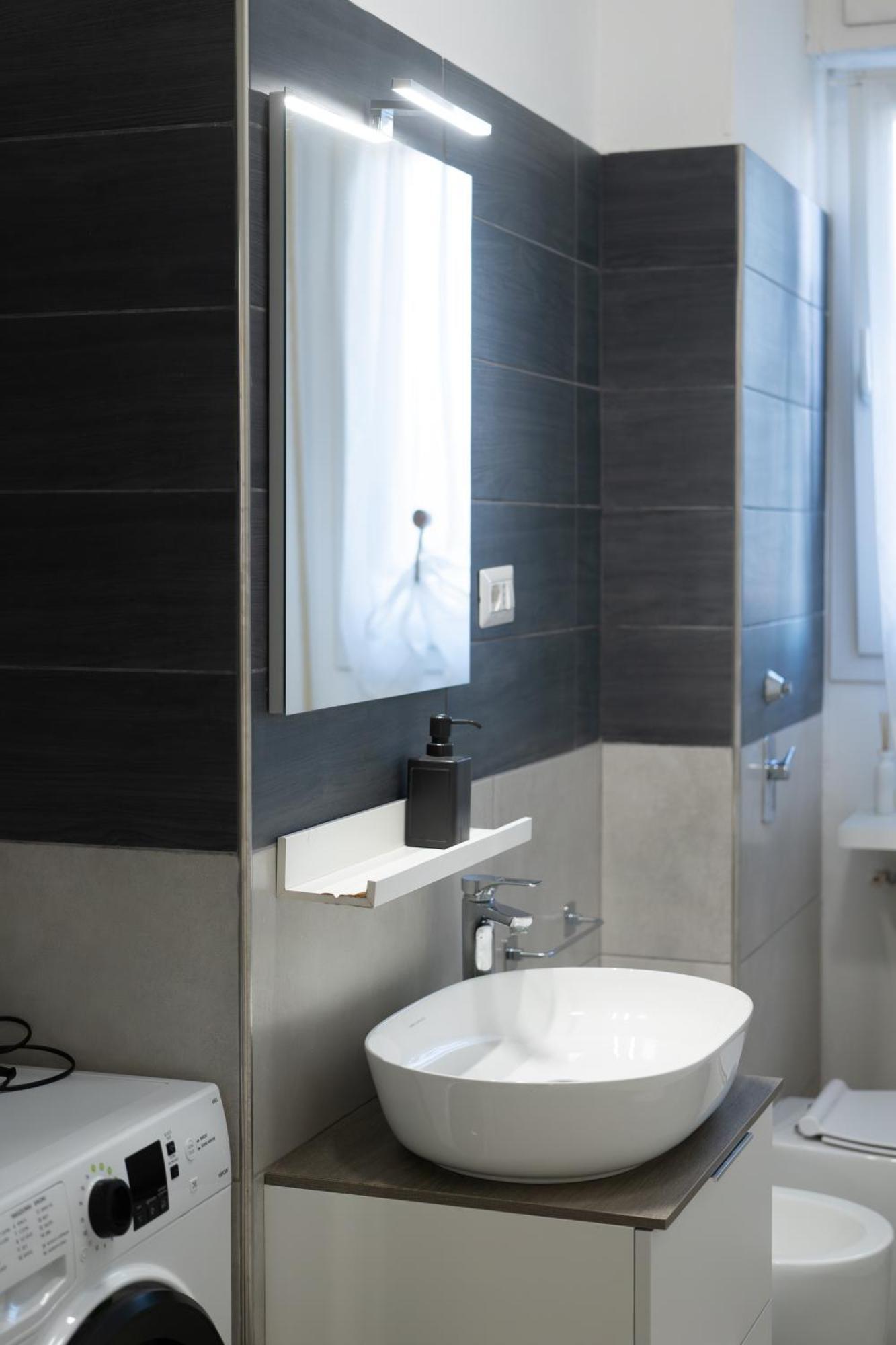 10min Rhofiera & Sansiro - 5min Metro - Ac - Freeparking Apartment Milan
