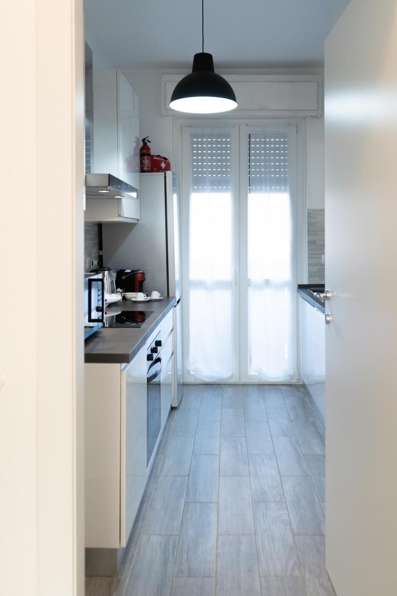 Apartment 10min Rhofiera & Sansiro - 5min Metro - Ac - Freeparking