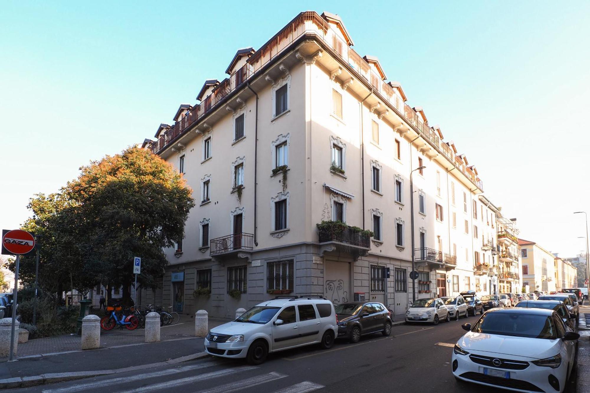 Primopiano - Russo Milan