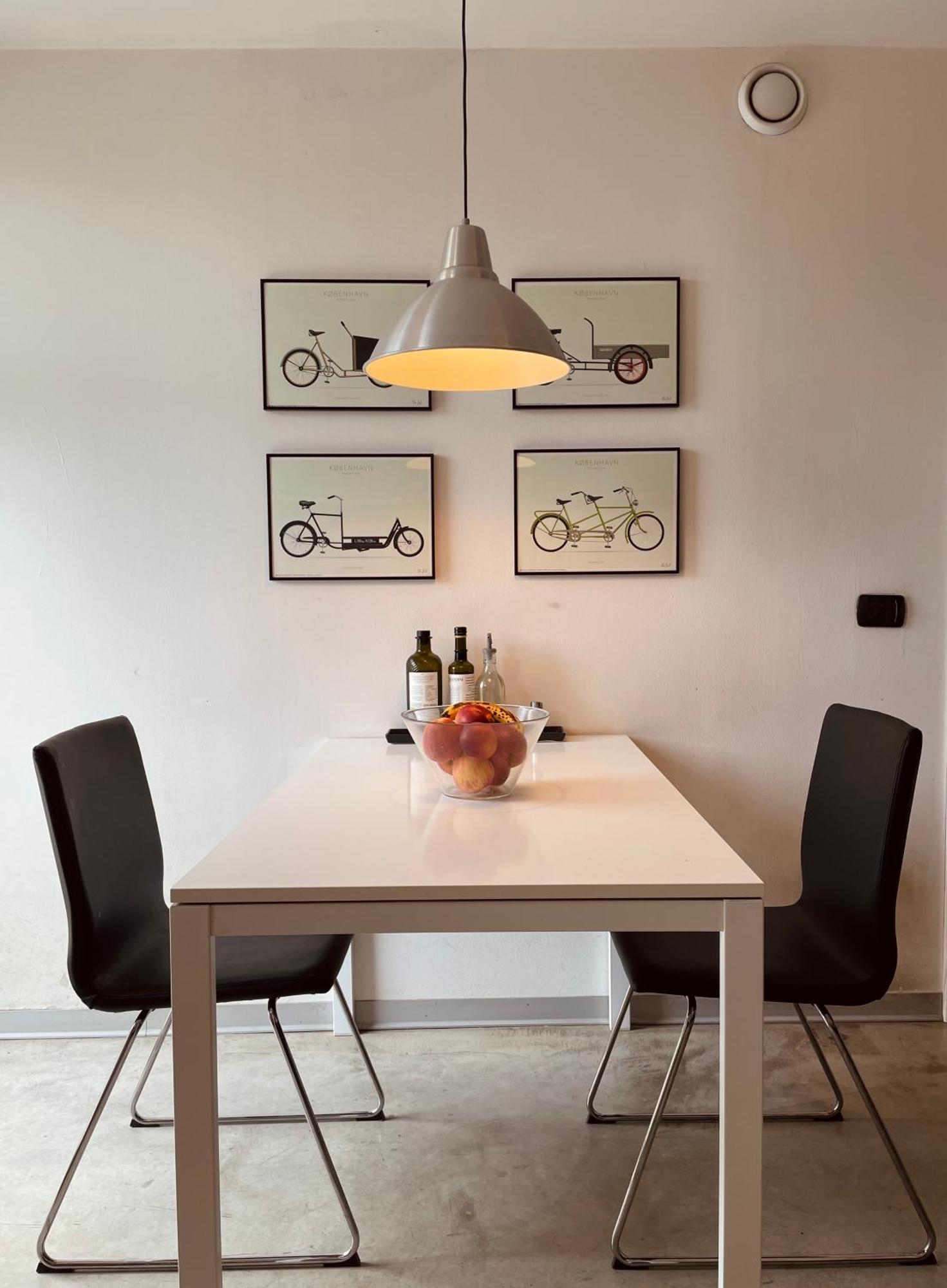 Ampio Loft Su Due Livelli Con Giardino *
