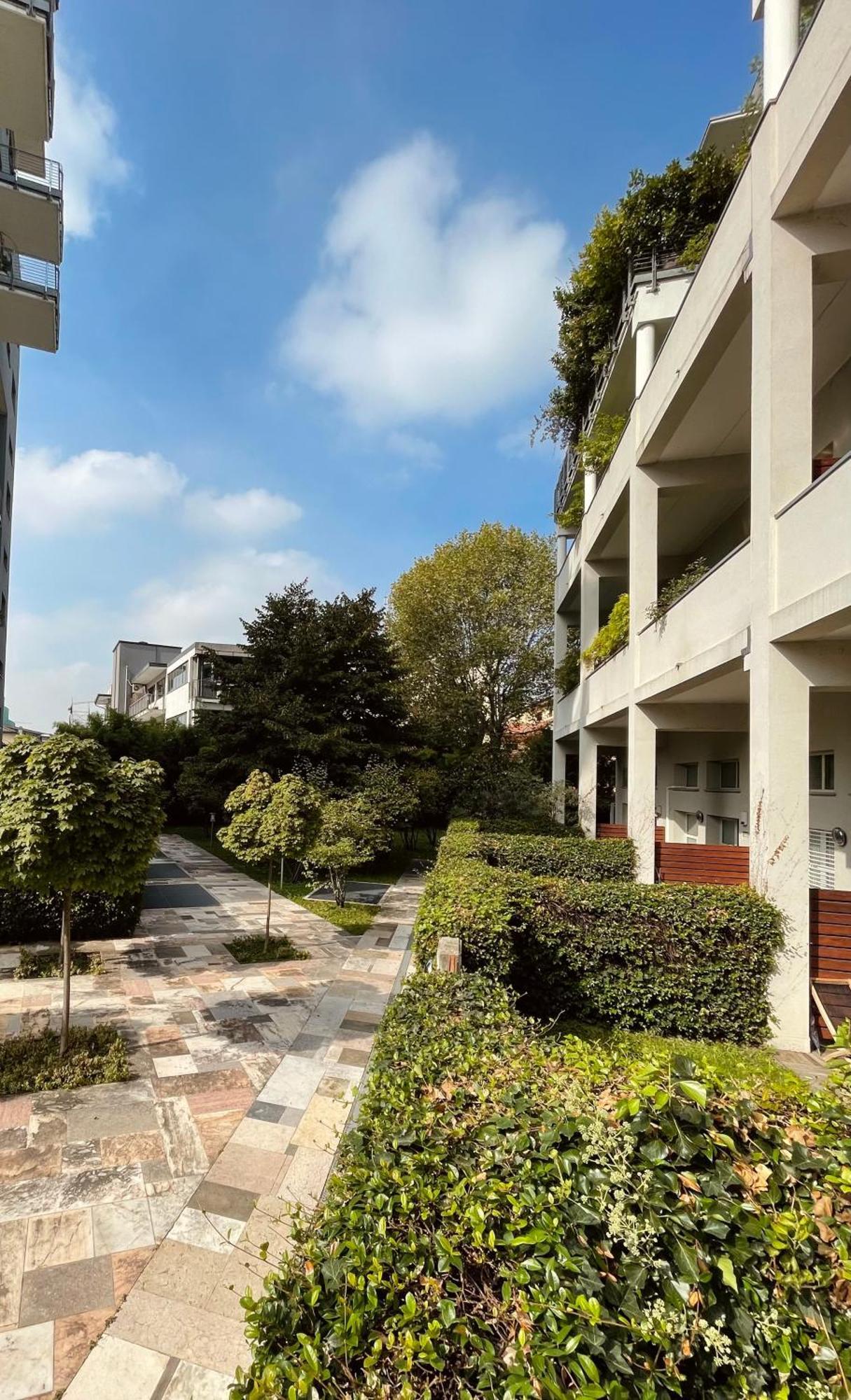 Apartment Ampio Loft Su Due Livelli Con Giardino *