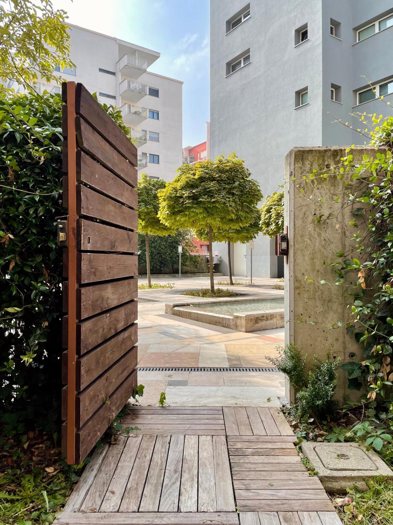 Ampio Loft Su Due Livelli Con Giardino Apartment *
