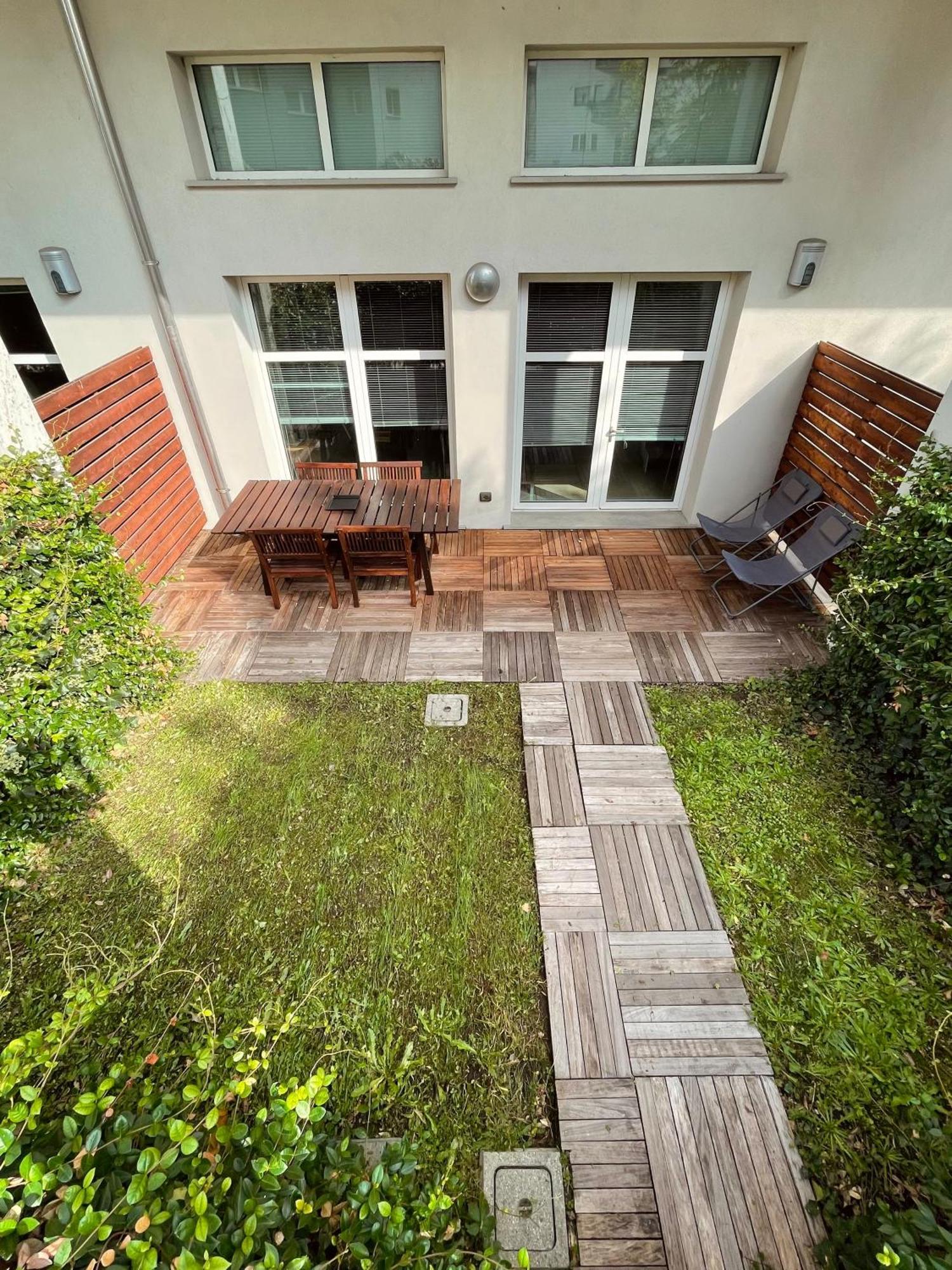 Ampio Loft Su Due Livelli Con Giardino Apartment *