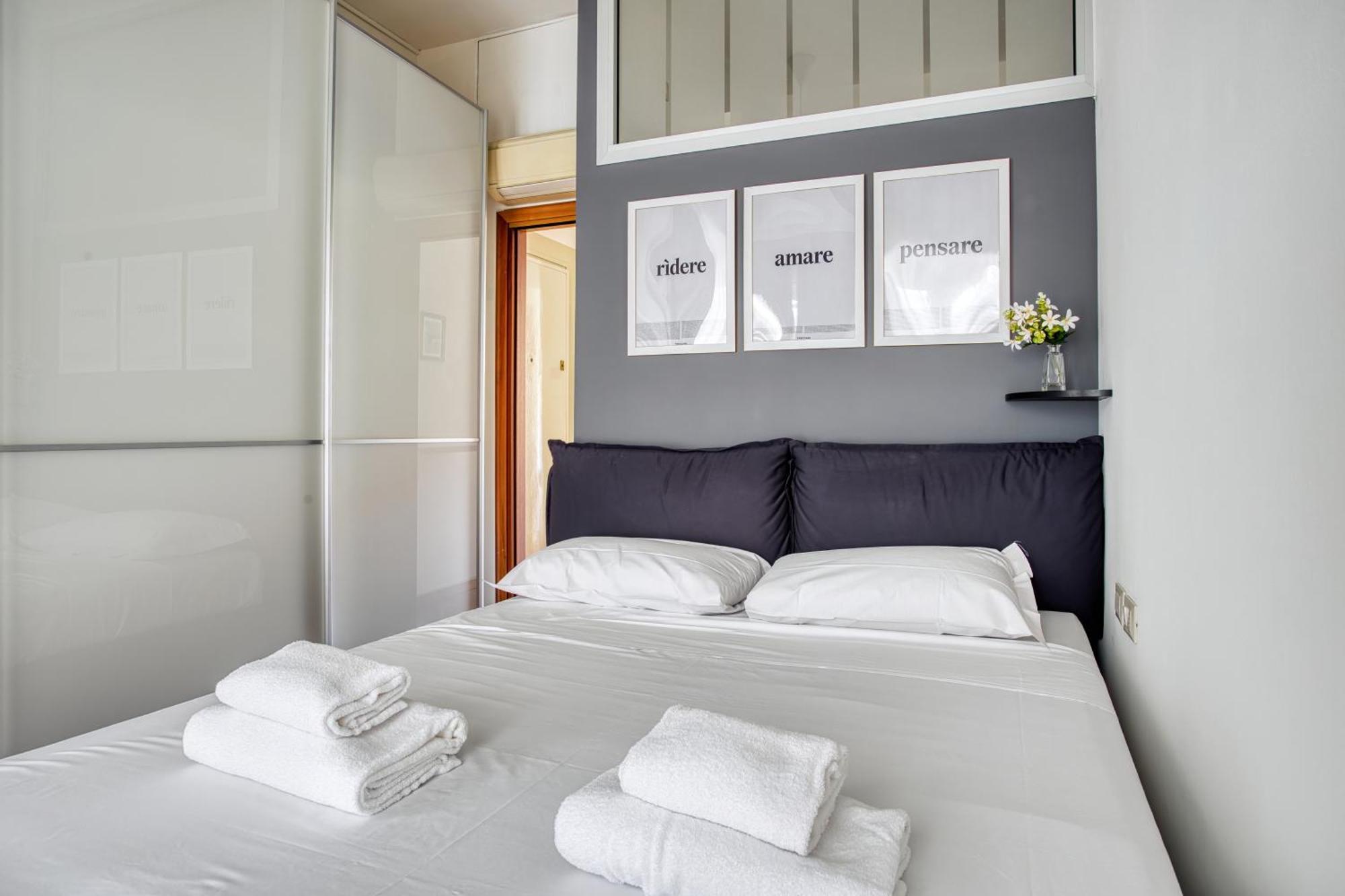 Apartment Just Urban Stays - Delightful Apartment - Porta Romana Milan