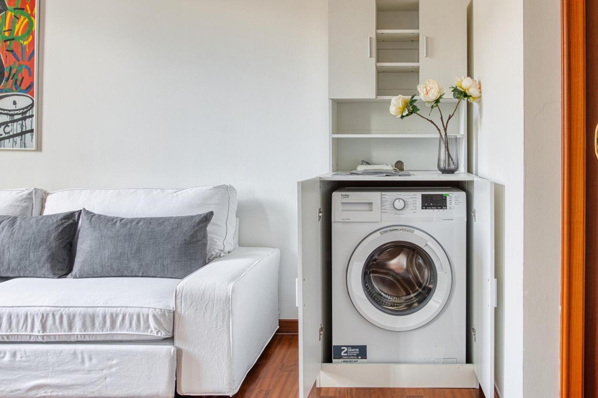Just Urban Stays - Delightful Apartment - Porta Romana Apartment *