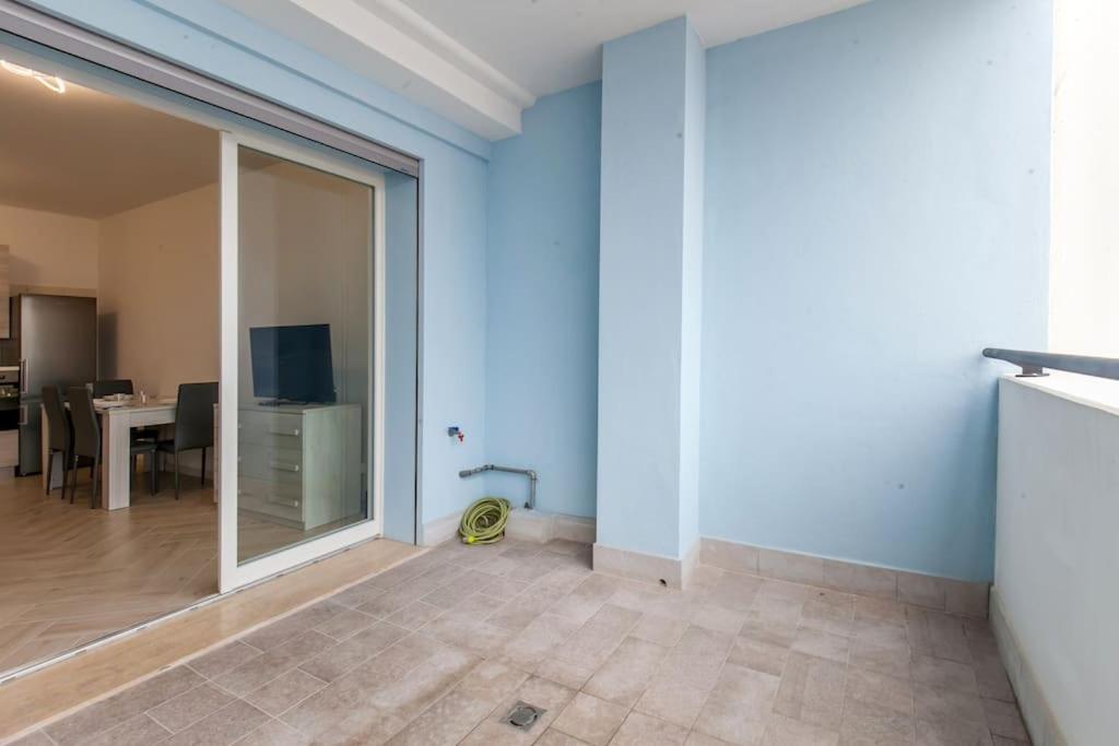 Apartamento 12th Floor Diamond Tower - 72 *