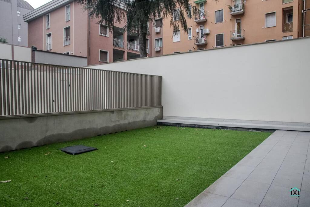 Luxury With Garden - Ixihome Apartment Milan