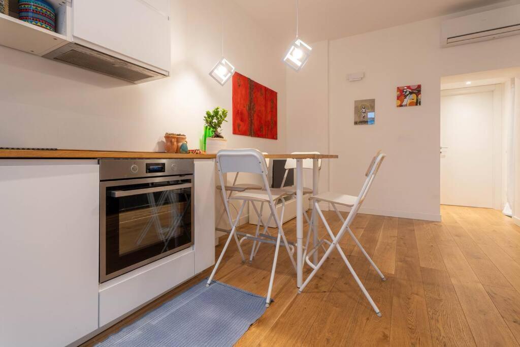 Bilocale Ristrutturato A Nolo Apartment Milan