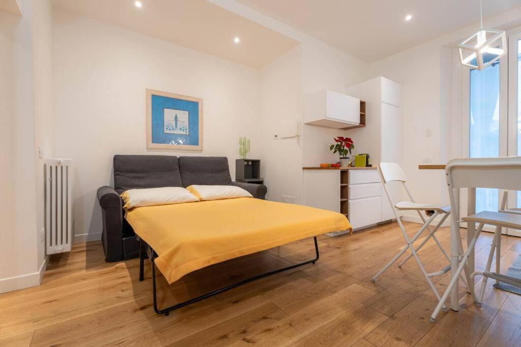 Apartment Bilocale Ristrutturato A Nolo