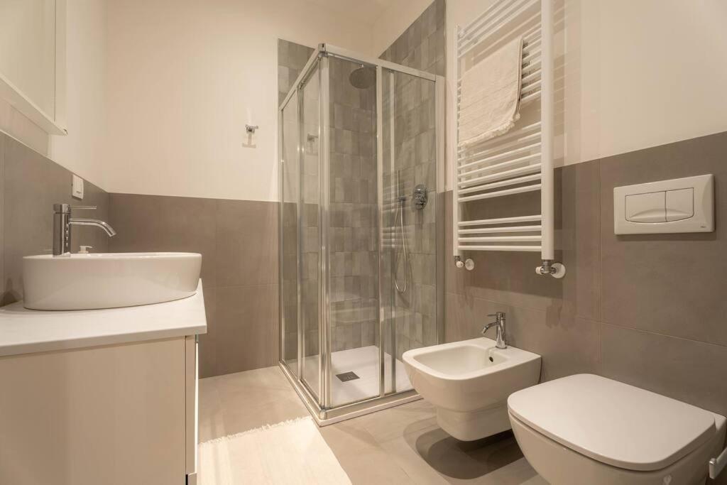 Bilocale Ristrutturato A Nolo Apartment Milan