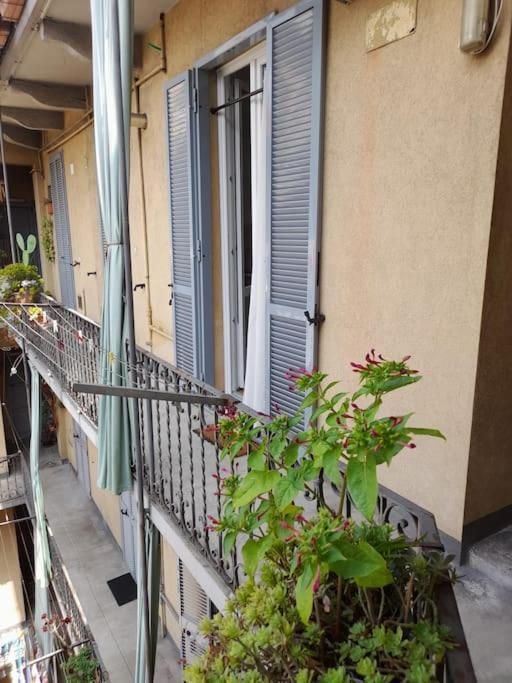 Bilocale Ristrutturato A Nolo Apartment Milan