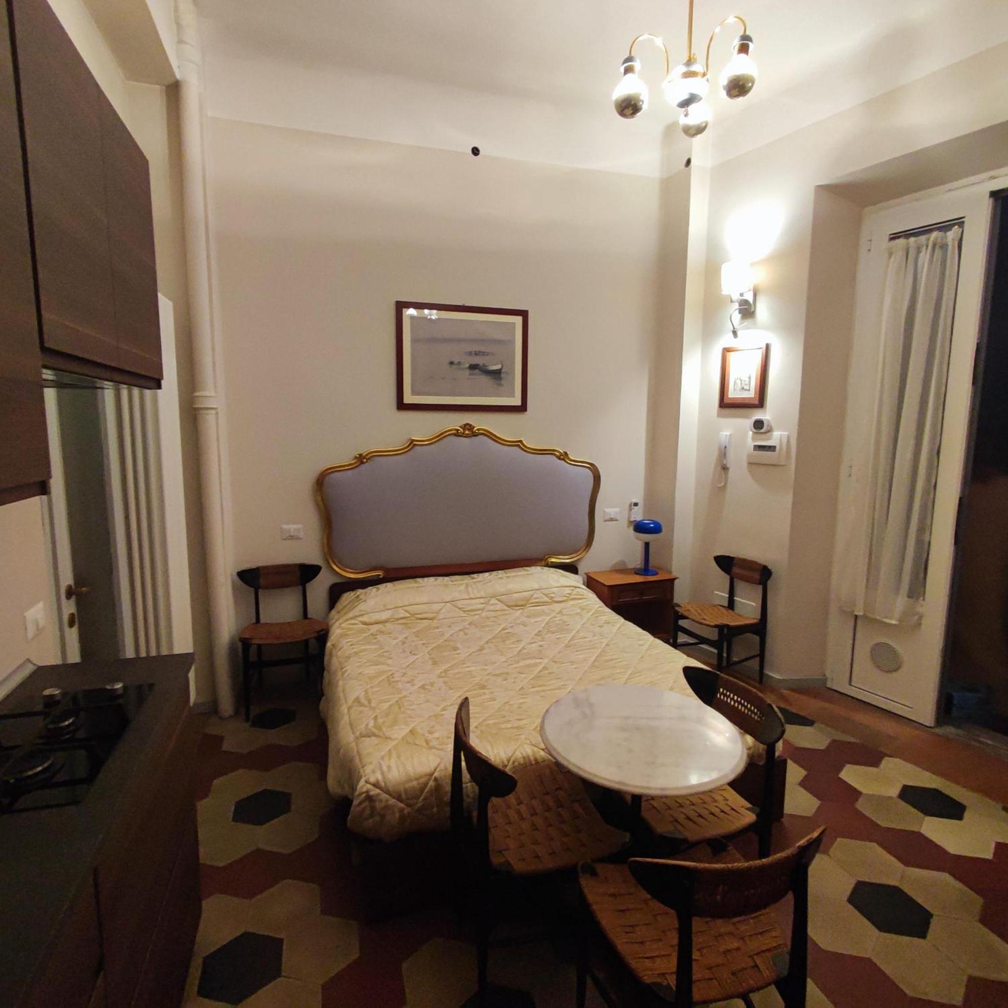 Monolocale Intimo Con Terrazzino Apartment Milan