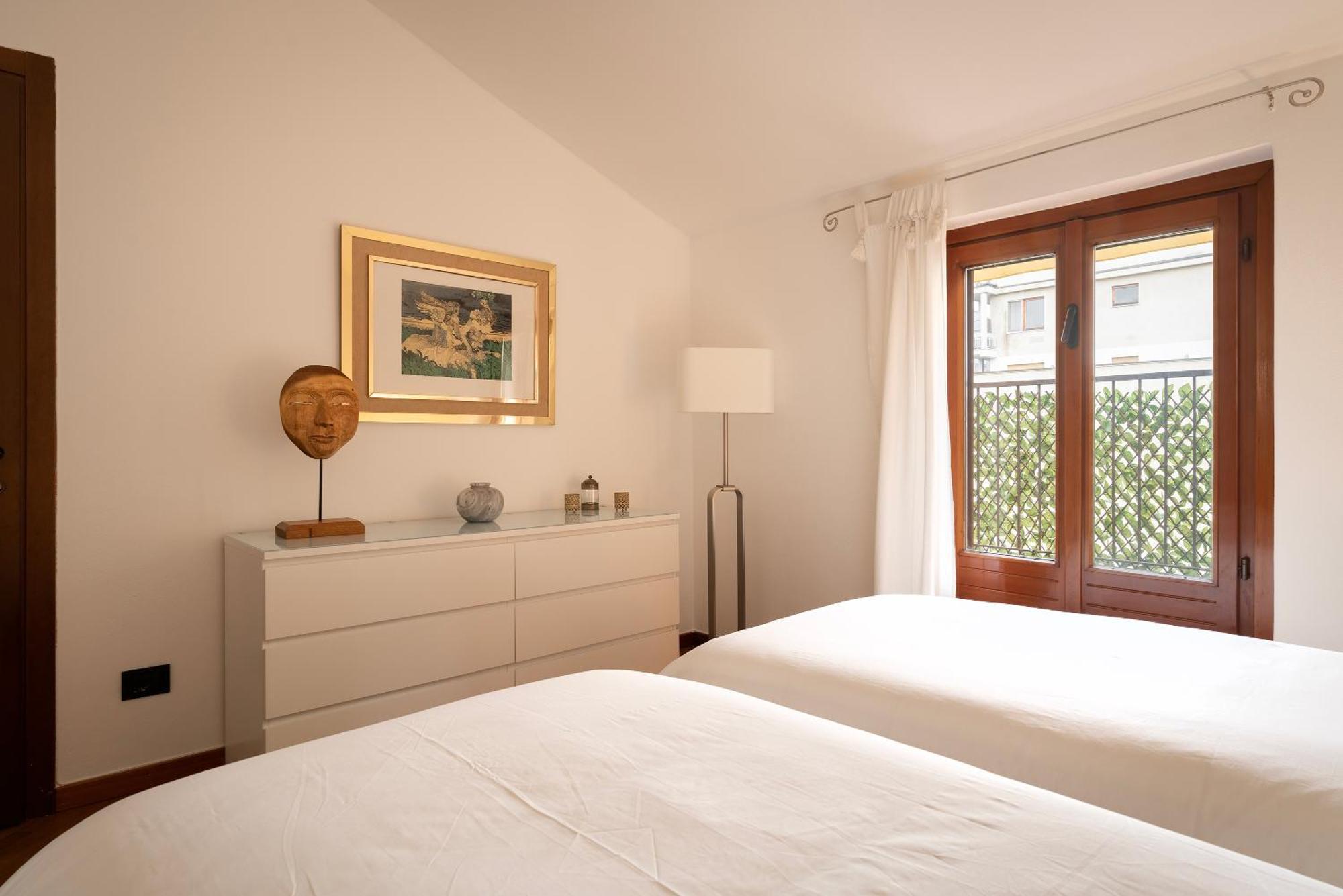 Santa Tecla Living Varese 14 *