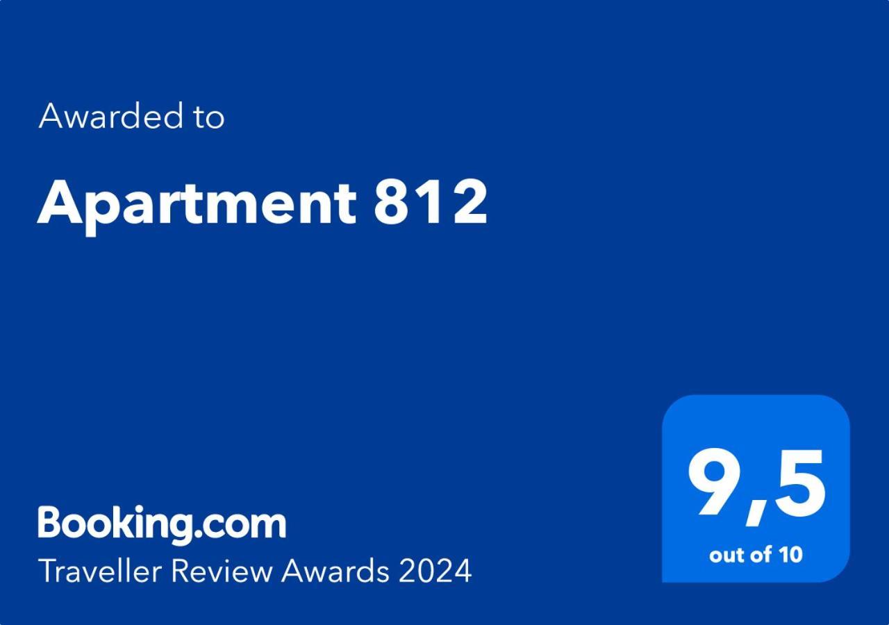 812 Apartamento *