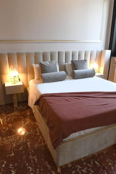 Apartment 3 Minutes' Walk From The Duomo Cathedral Milan