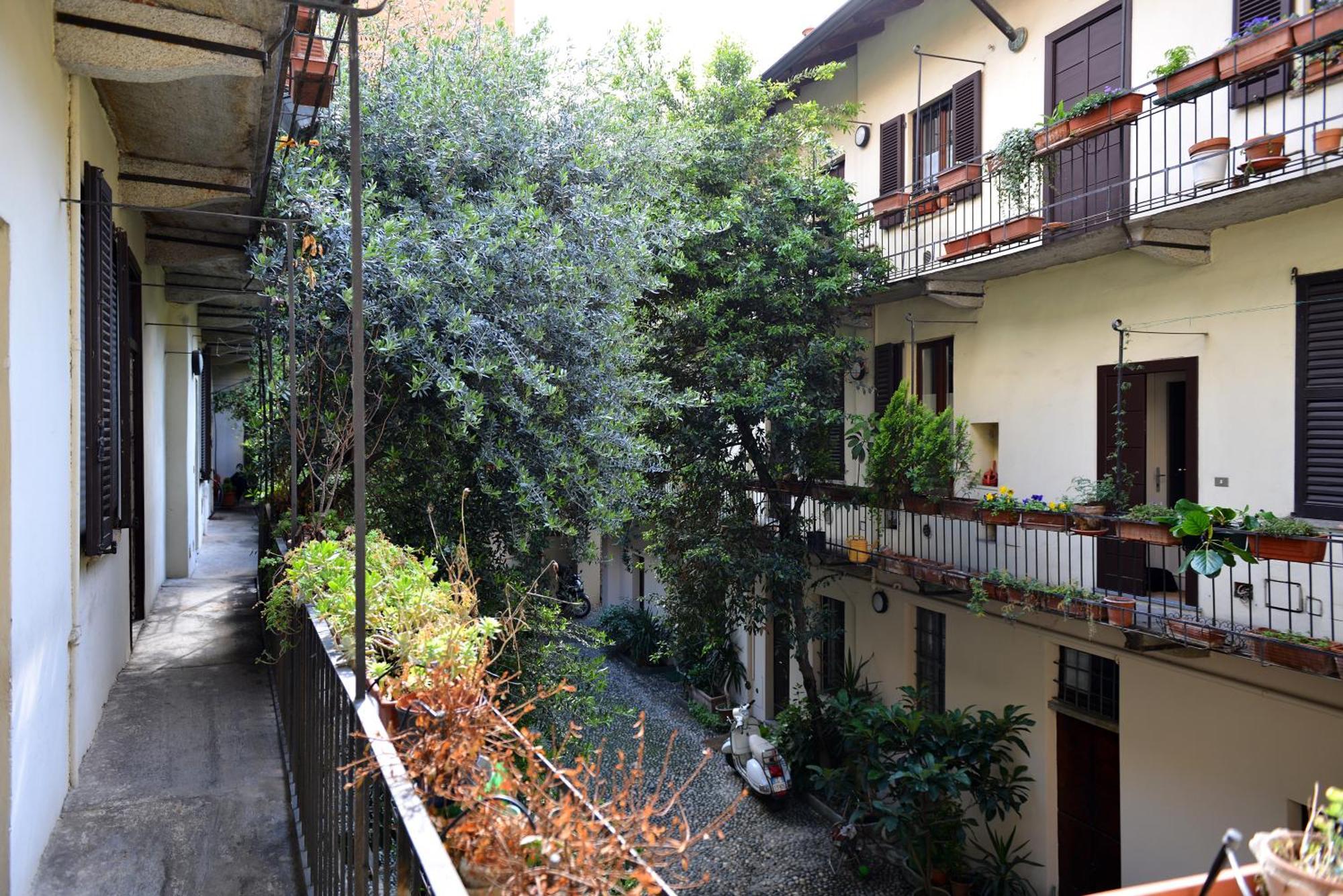 La Romantica * Milan