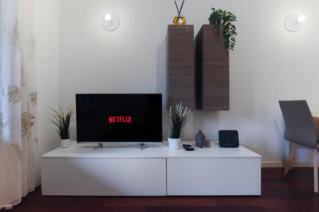 Apartment Comfort Centrale With Fast Wifi And Free Netflix Milan