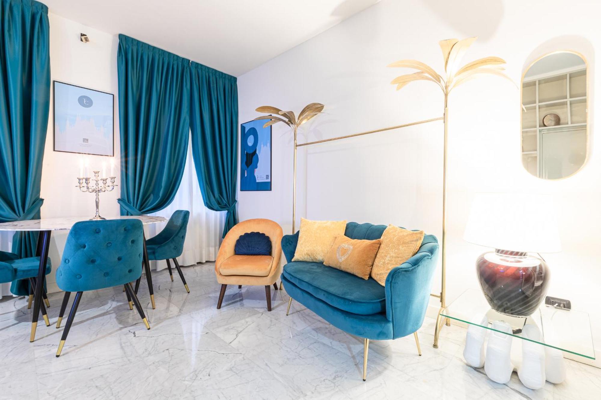 Monte Napoleone Split-level Terrace - Collection Apartment *