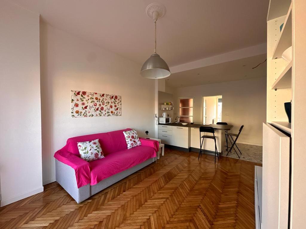 Apartment Kibilu - Via Lomellina Mm Argonne - Linate Airport *