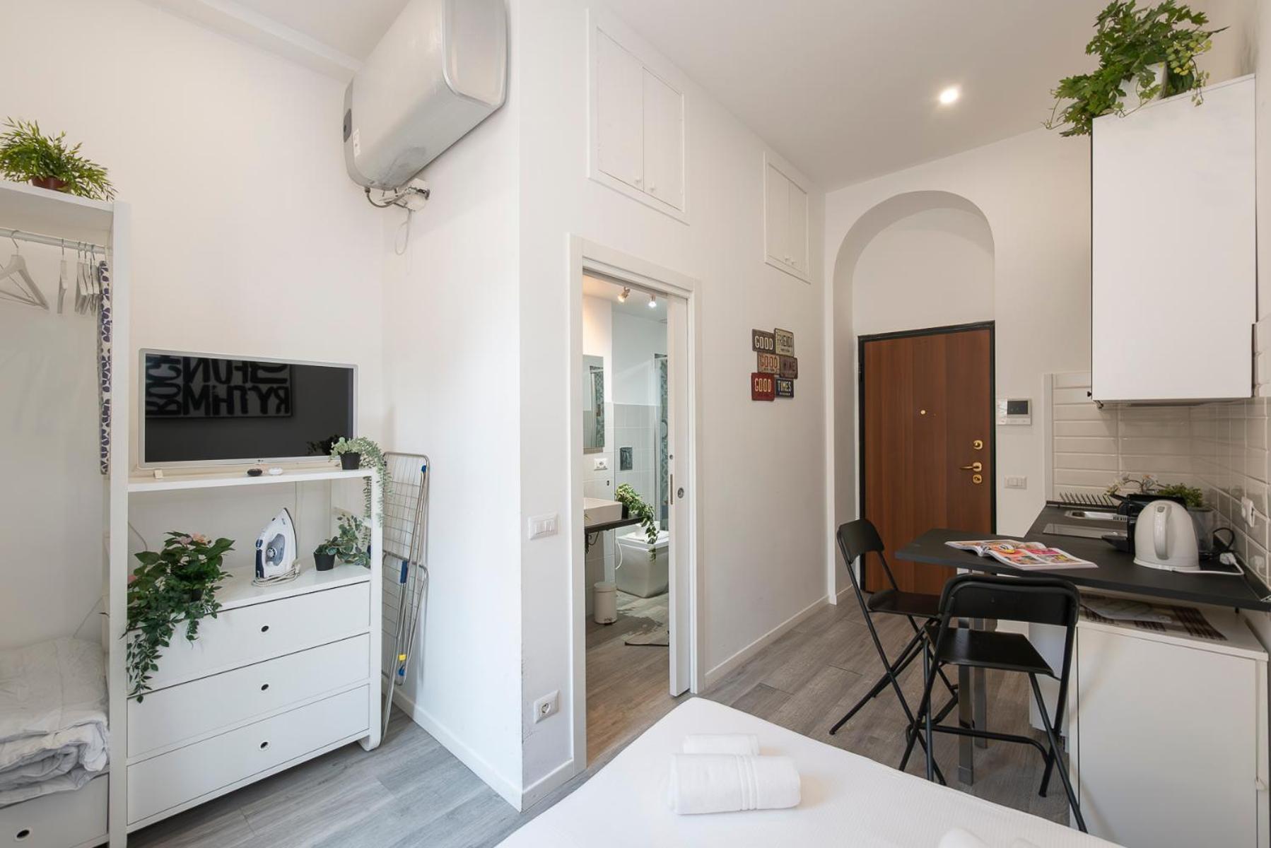 Ihost - Lomellina 14a *