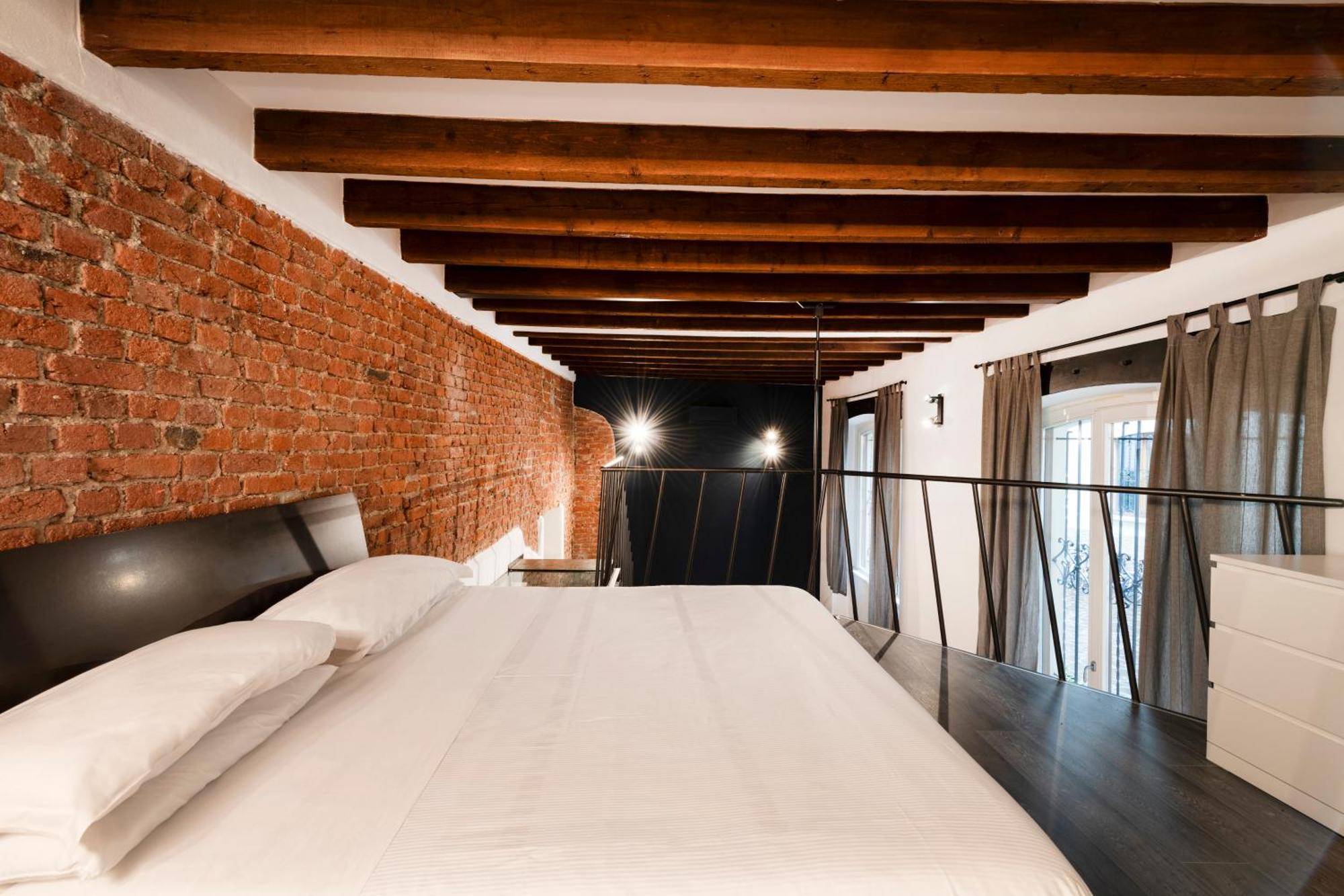 Charming Loft In Isola Apartamento Milão