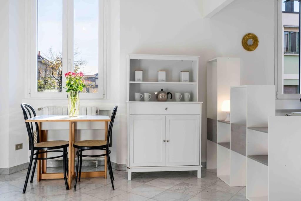 Apartment Luminoso Porta Venezia Milan