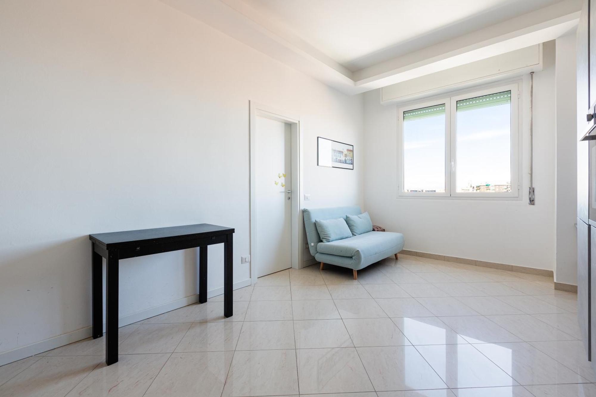 Apartment Elegant In Restocco Area Milan