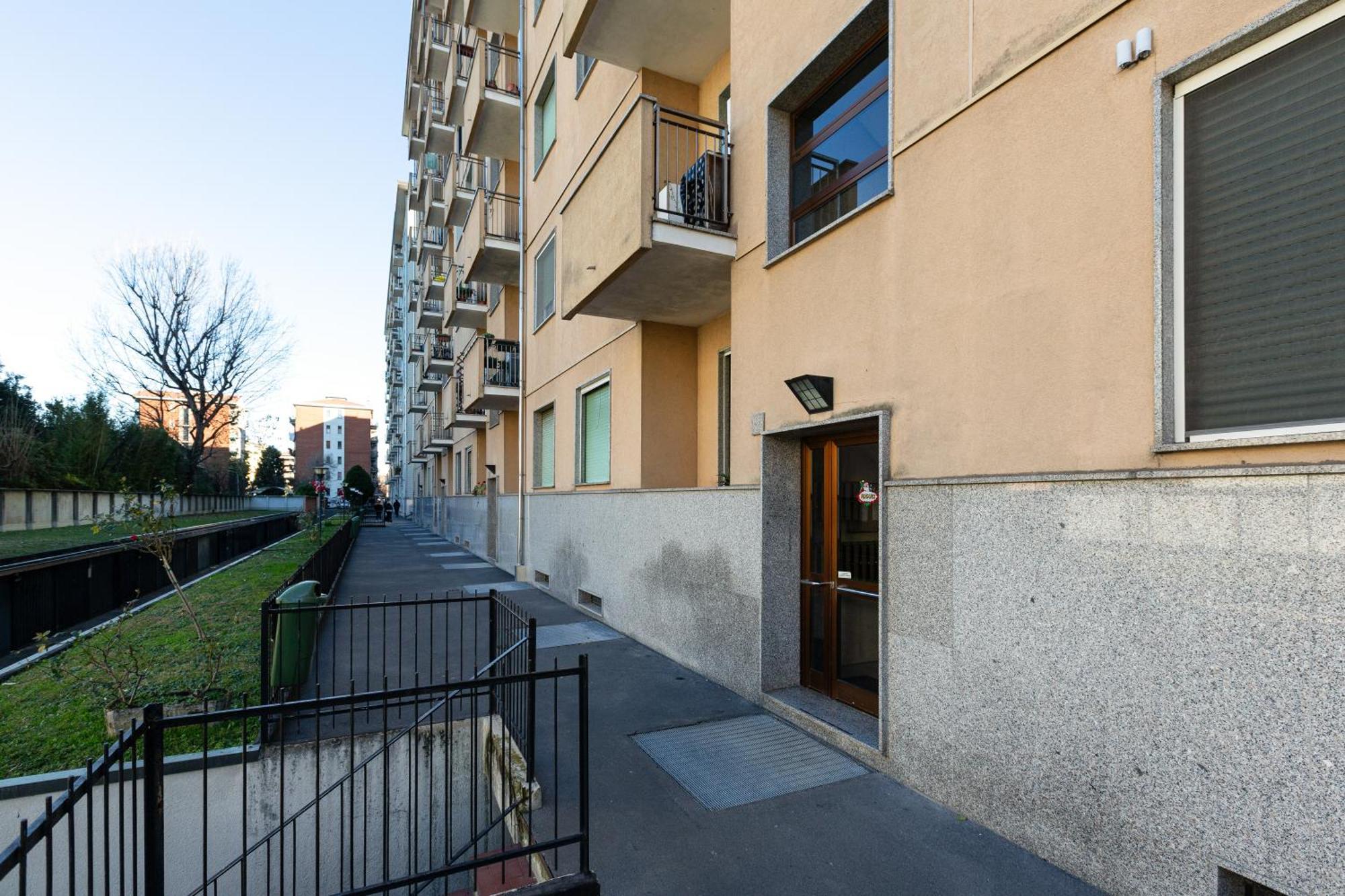 Elegant In Restocco Area * Milan