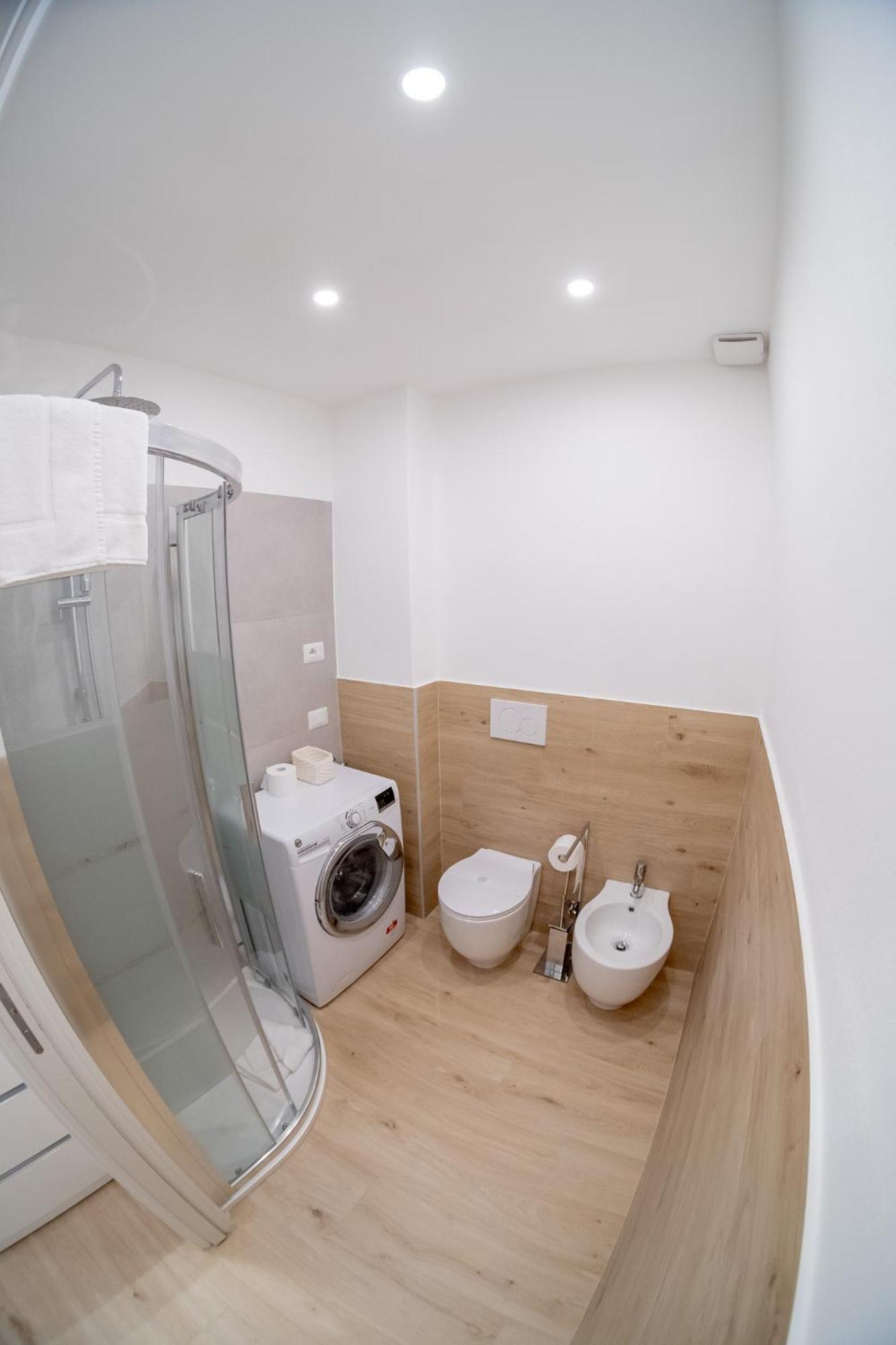 Apartment Gohost - Moderno In Stazione Milan