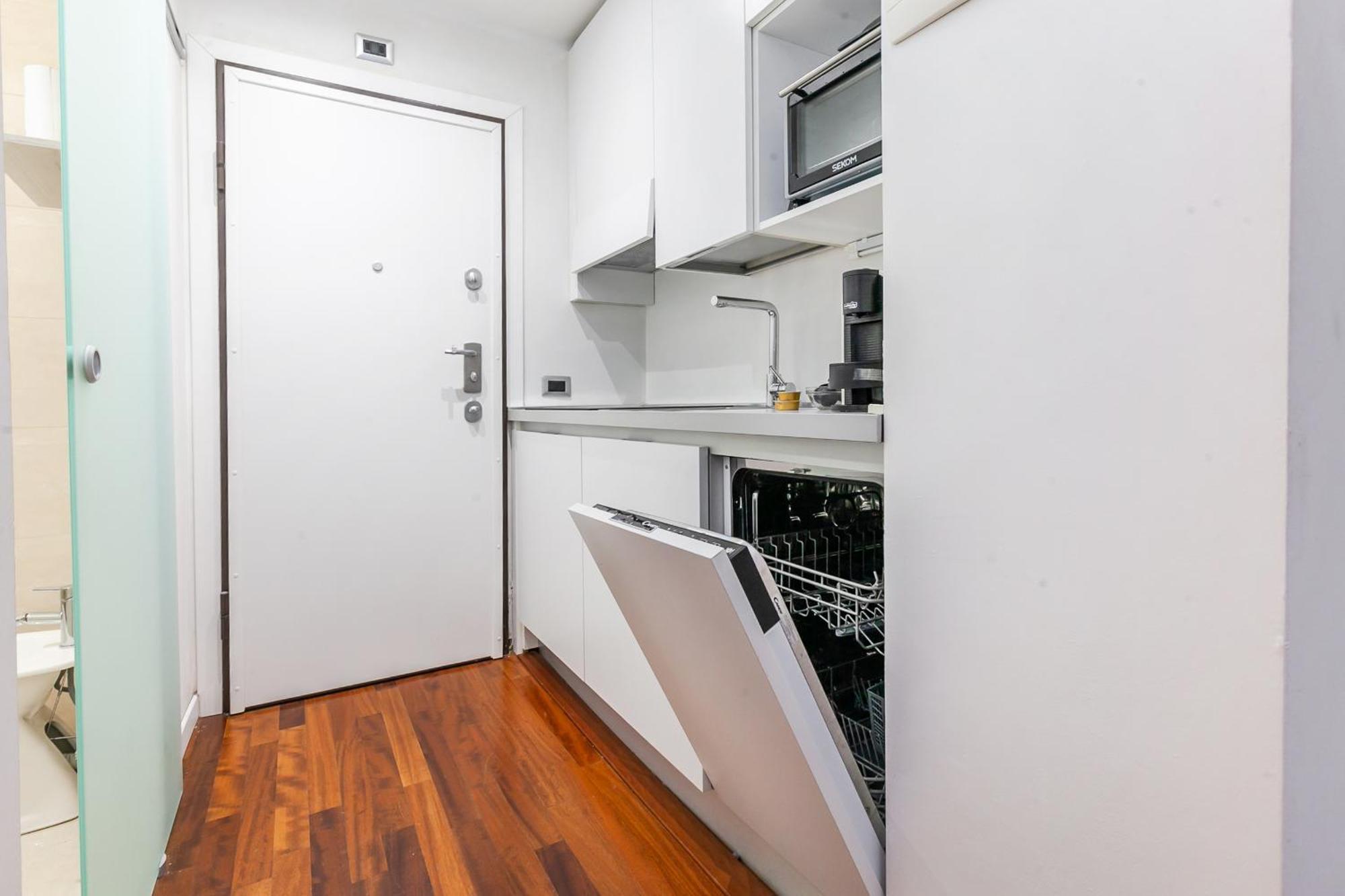 Appartamento Stile E Comodita Nel Vivace Centro Di Milano