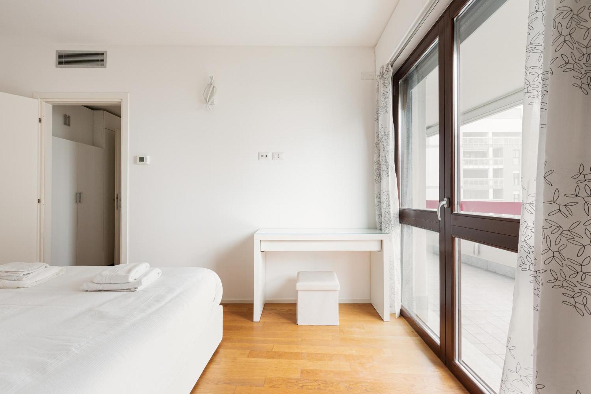 Brand New Apt With Terrace Apartment *