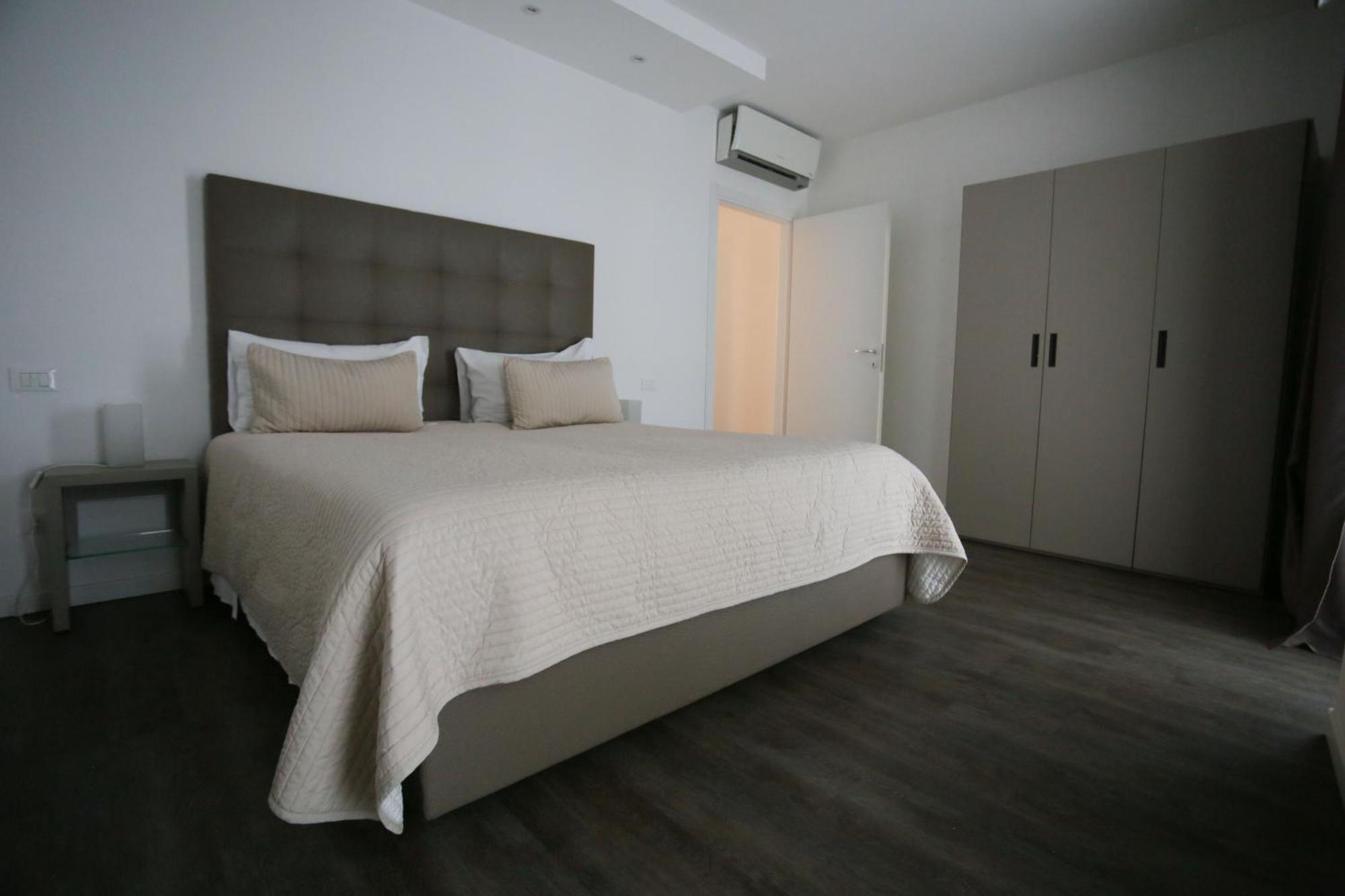 & Urban Padel Aparthotel Milan