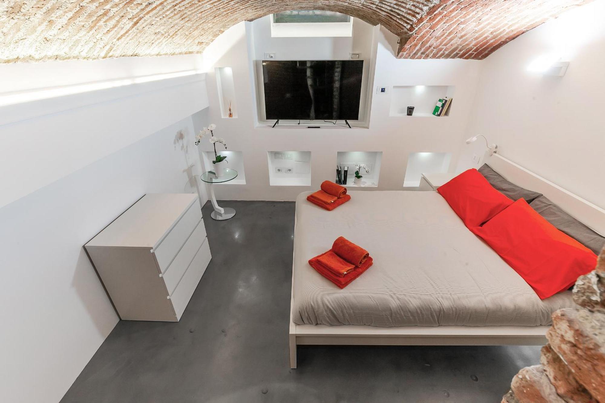 Orange M3 Duomo 12 Min Apartamento Milão