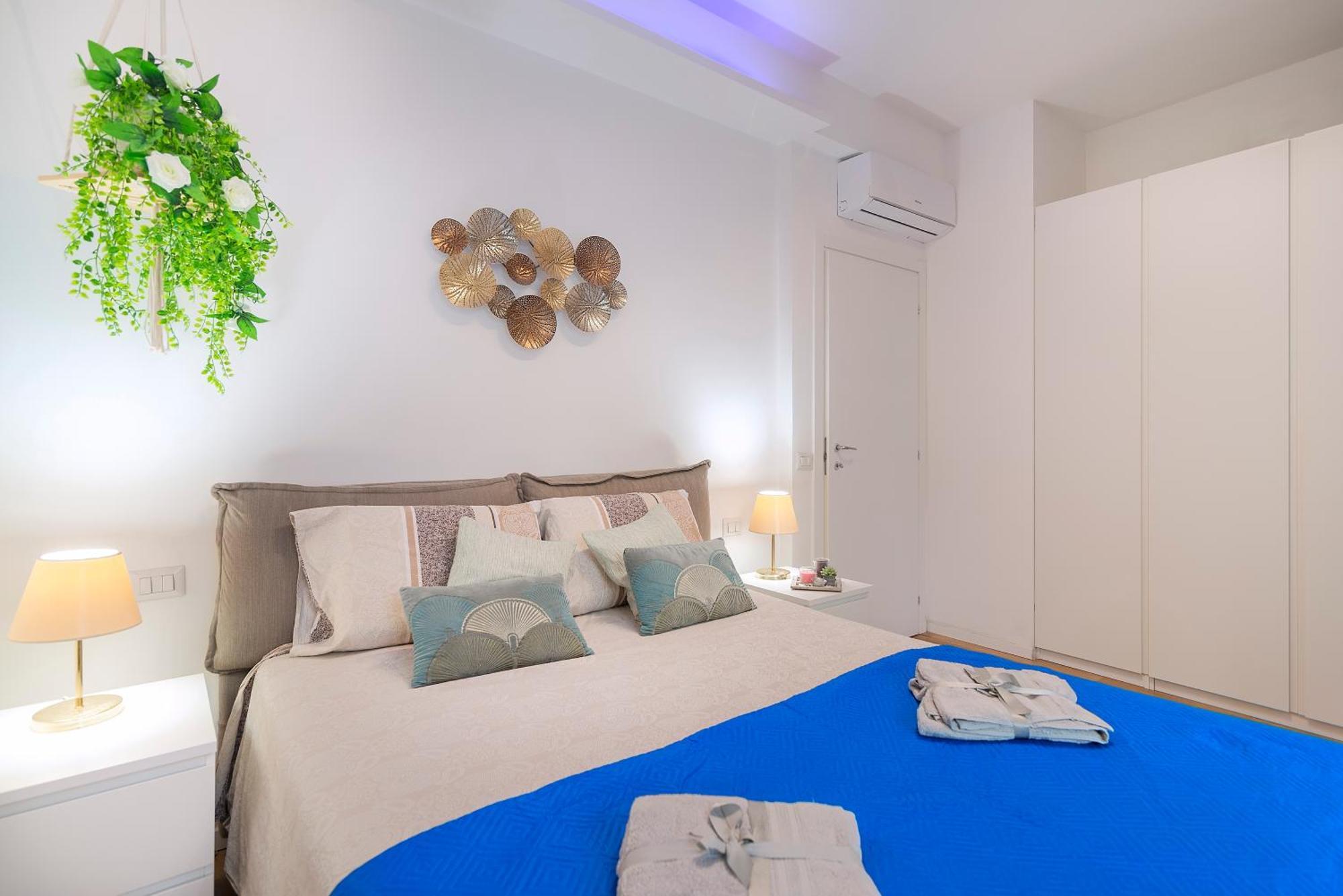 Charlotte's Home41 Milano