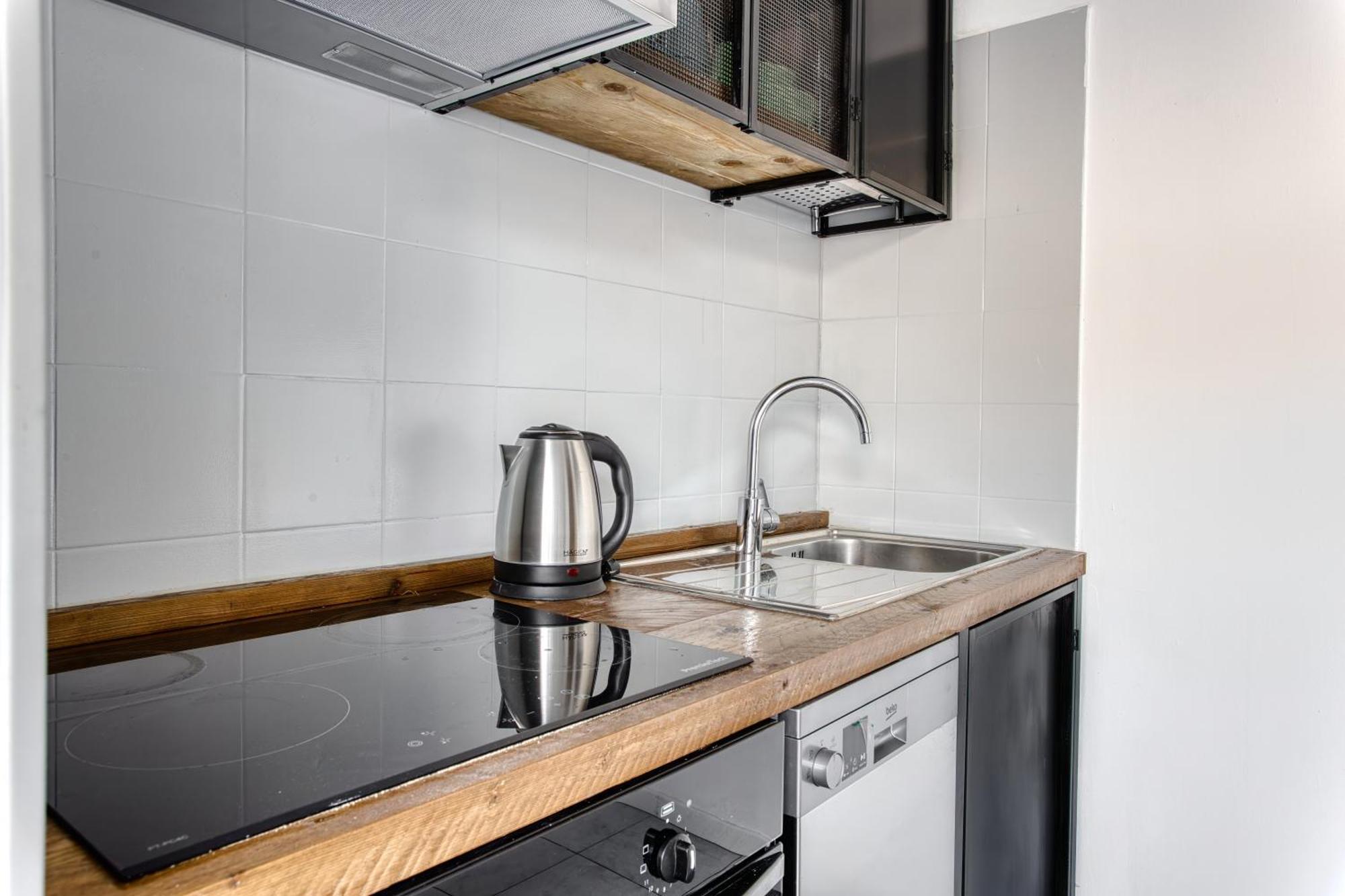Apartment Hideaway In Nolo - Via Oldrado