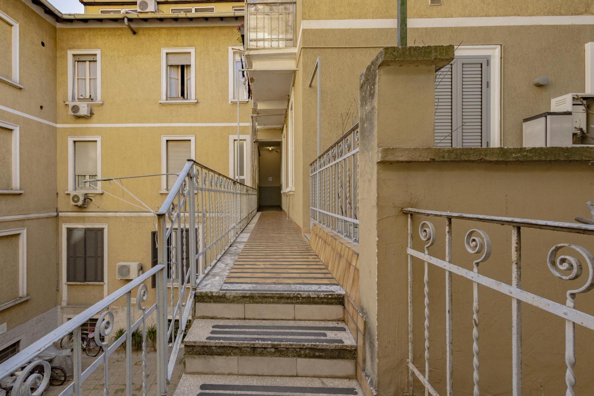 Apartment Xenia - Cozy Luminous Flat Near Navigli