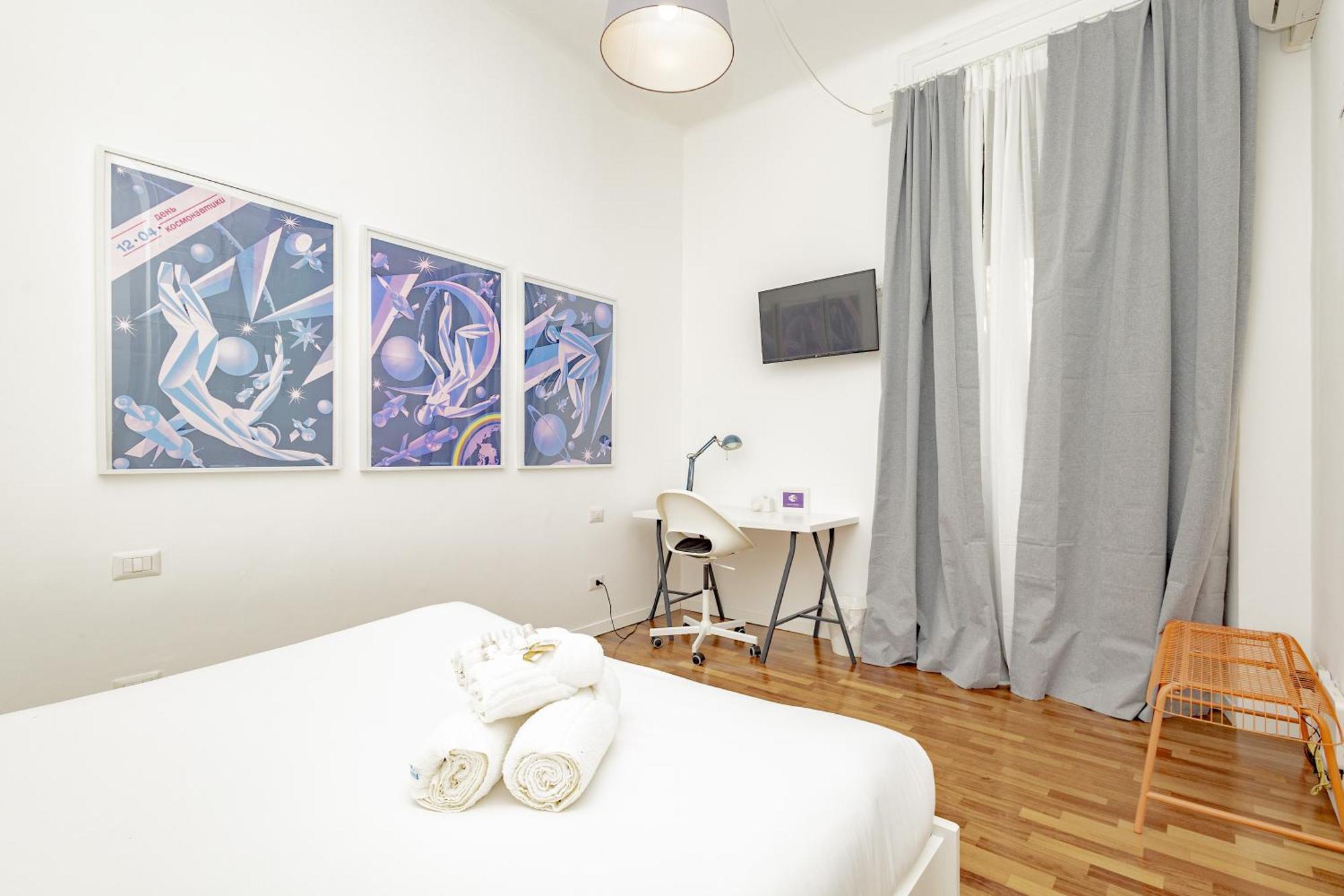 Apartment Xenia - Cozy Luminous Flat Near Navigli Milan