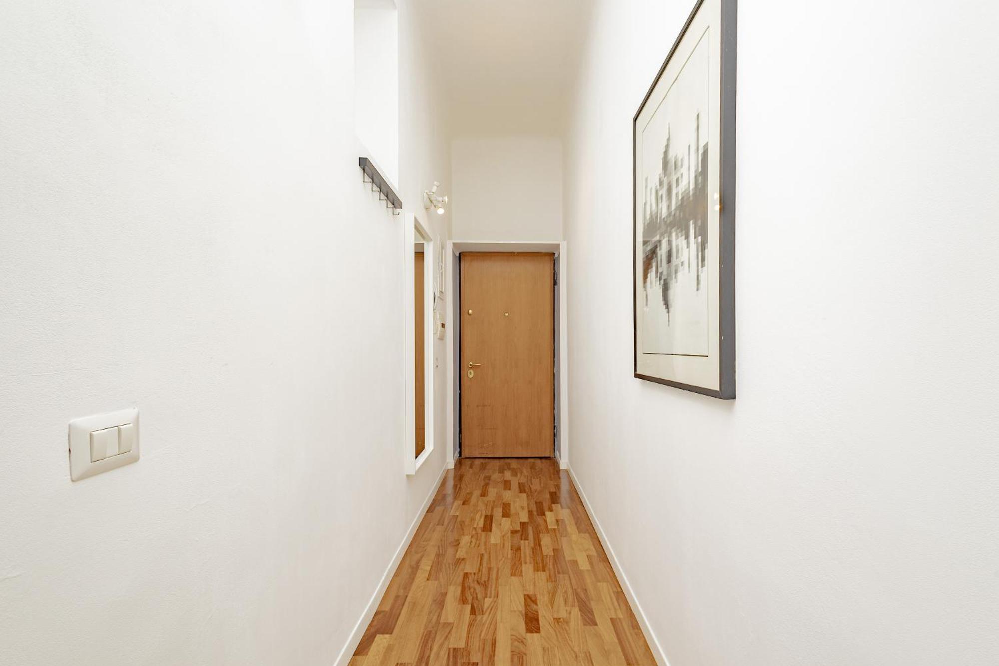 Xenia - Cozy Luminous Flat Near Navigli * Milan