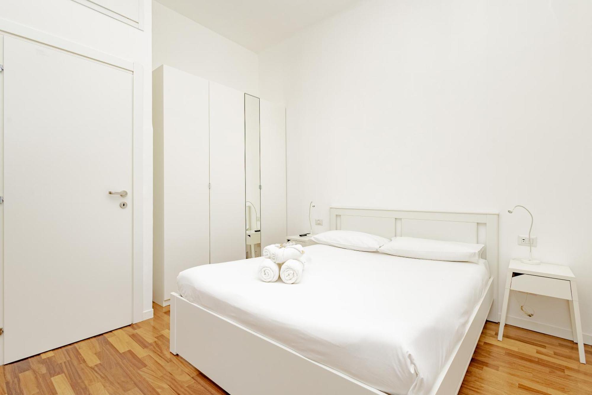 Xenia - Cozy Luminous Flat Near Navigli Apartment Milan