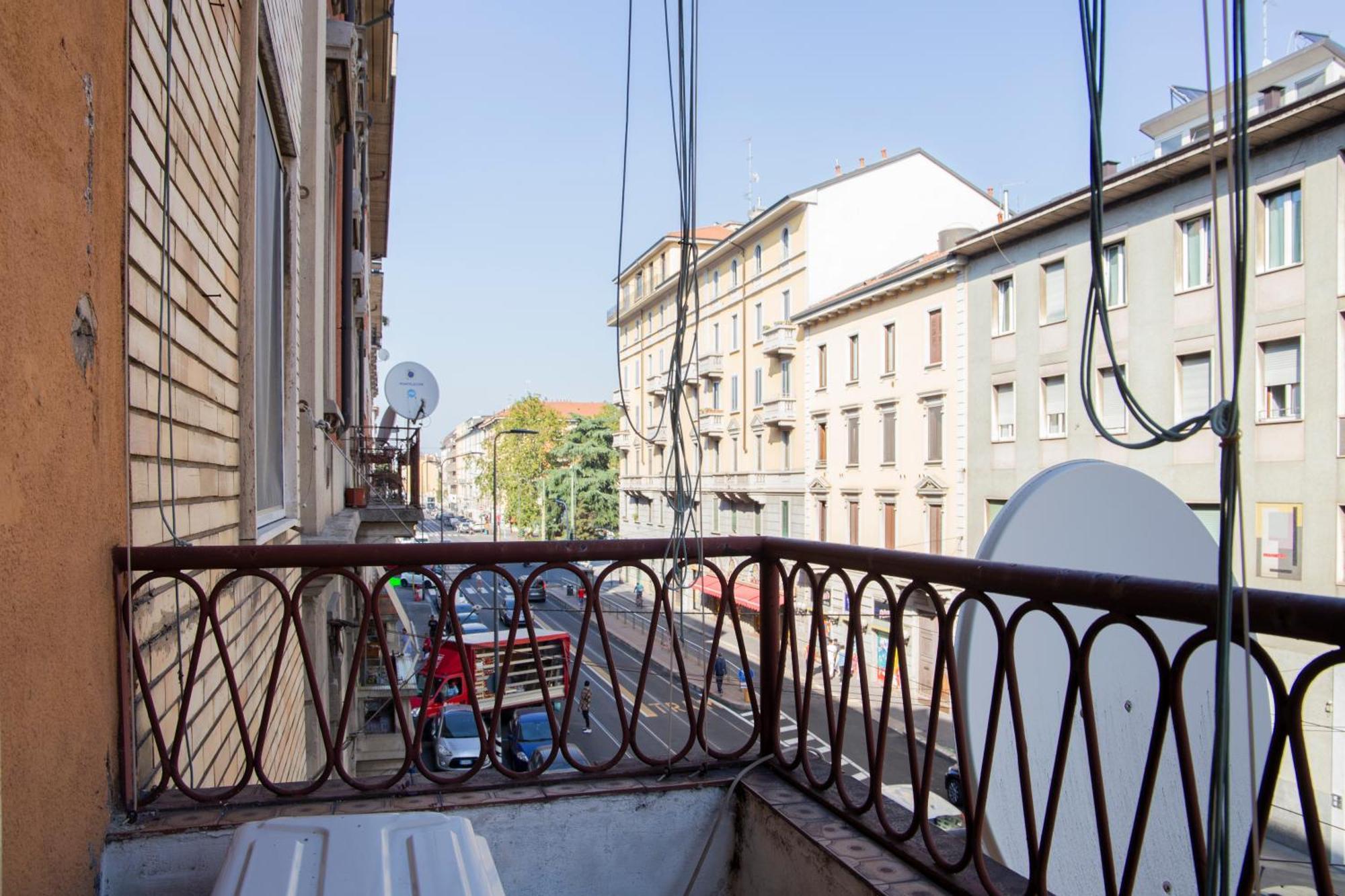 Apartment Nuovo Metro-tram Per Centro Citta