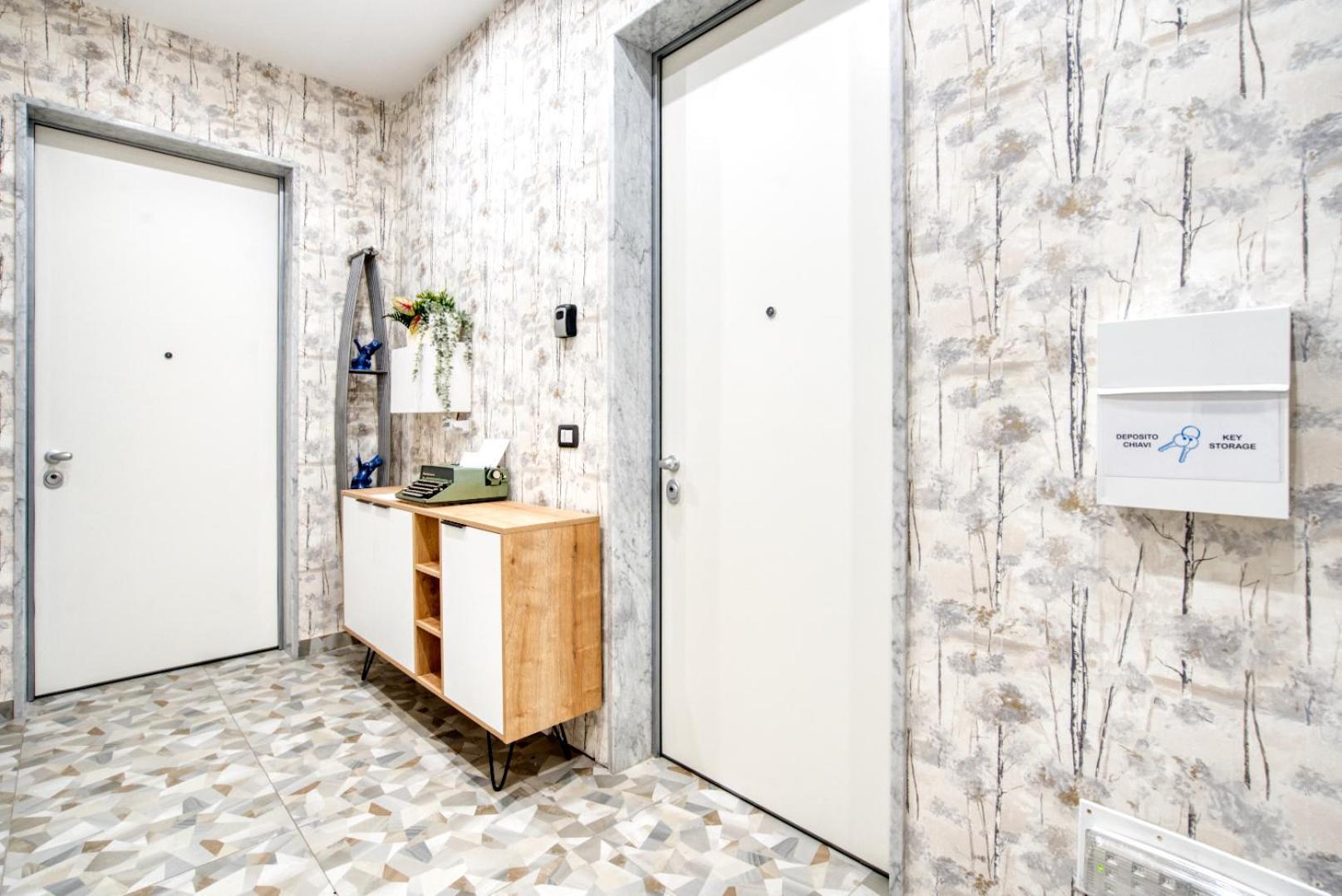 Italianflat - Subway Apartment Milan