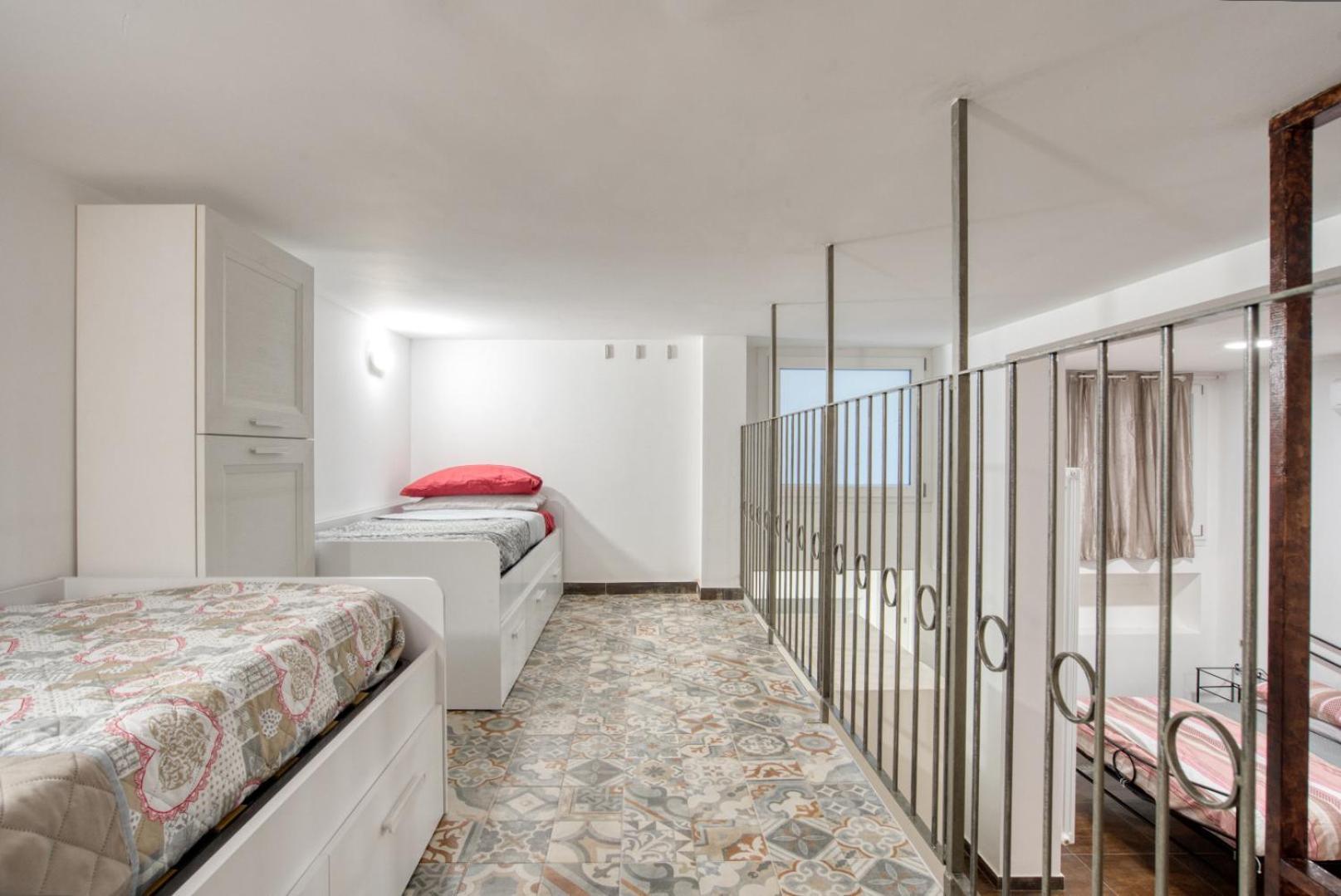 Apartment Italianflat - Subway