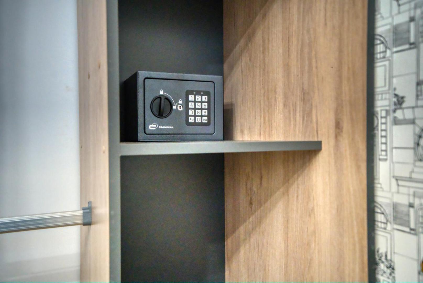 Italianflat - Subway Apartment *