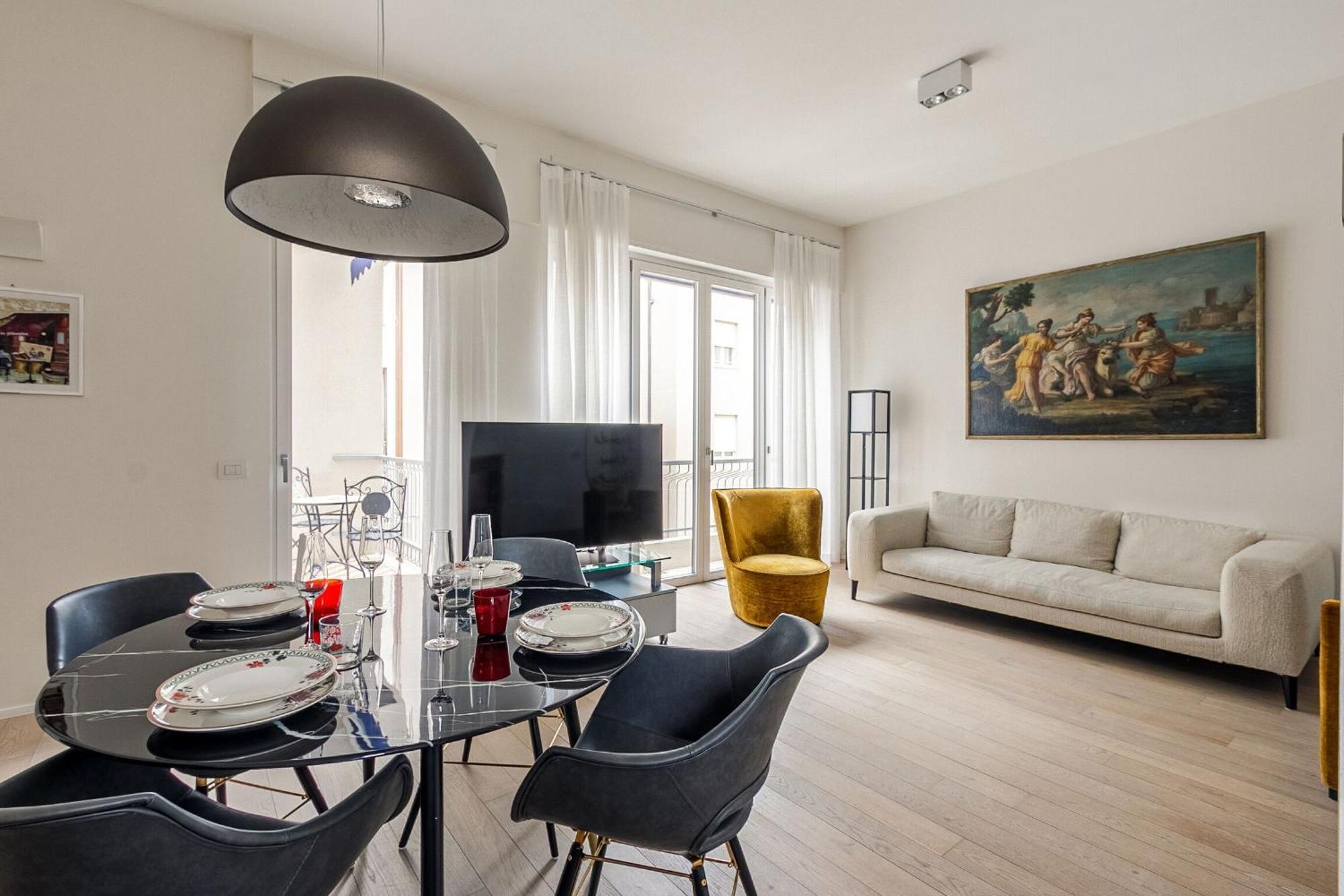 1br Uberto Visconti Di Modrone A With Balcony In Appartamento Milano