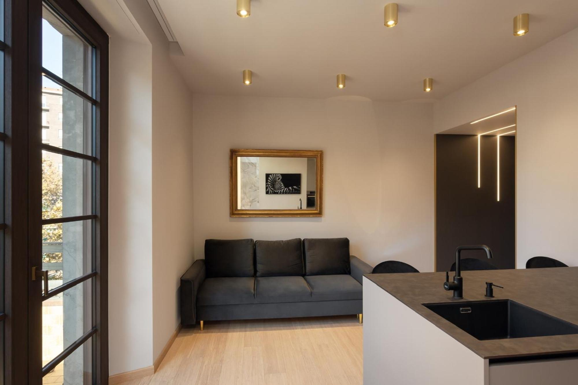 Home: Esclusivo E Moderno Milão