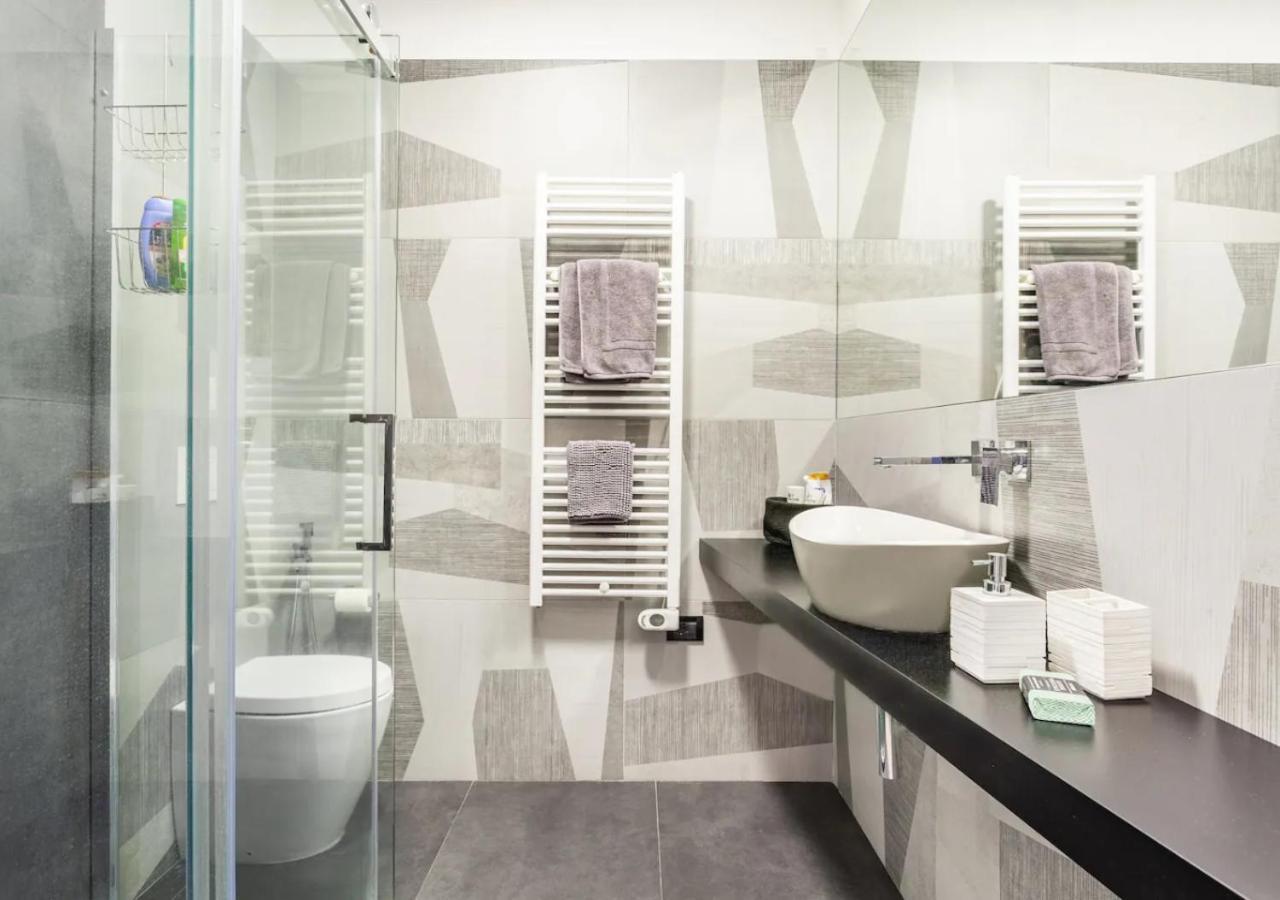 Apartment Wisehouse Fieramilano Living Lux Citylife Milan