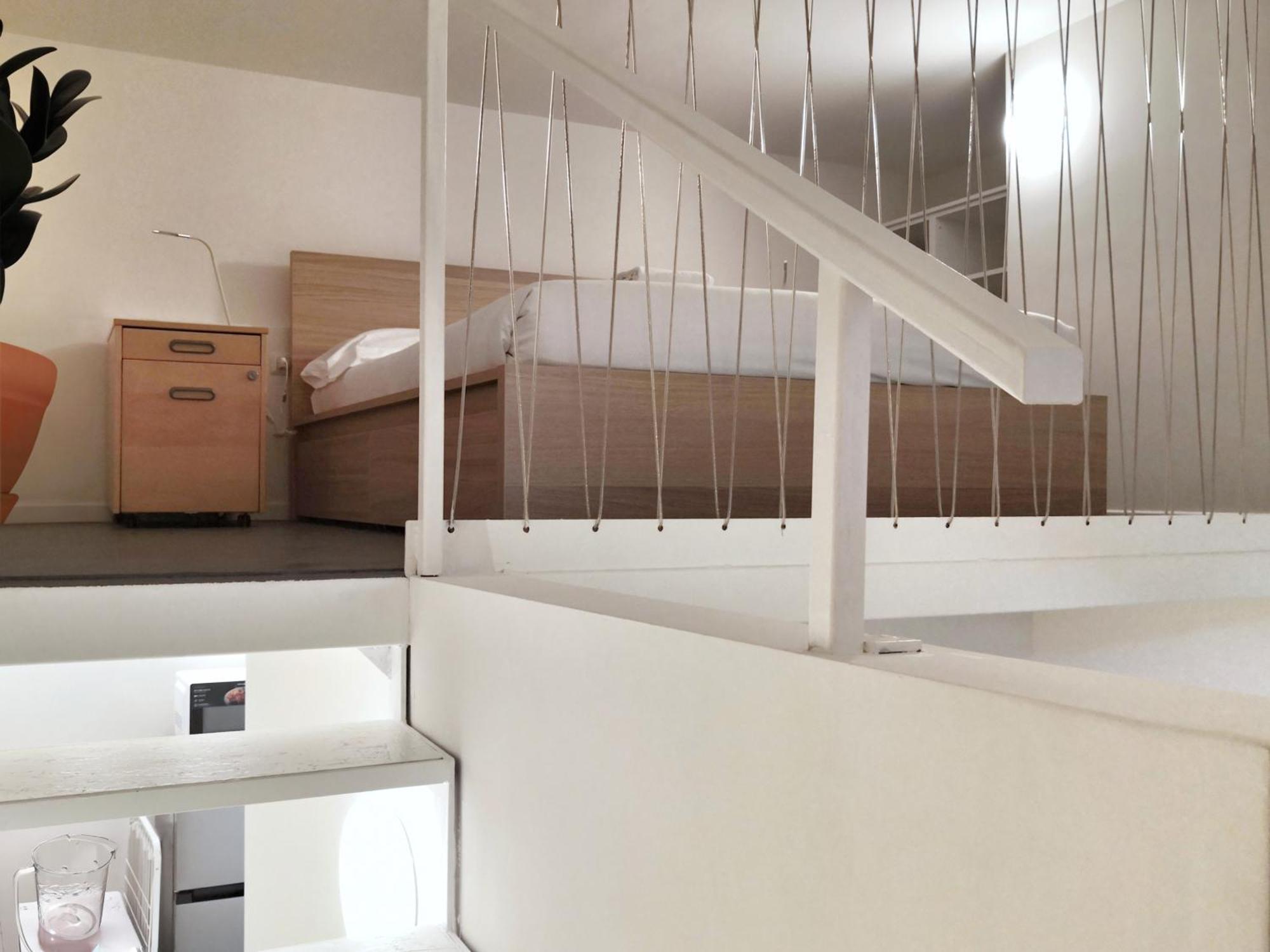 Ihost - Arganini 22 * Milano