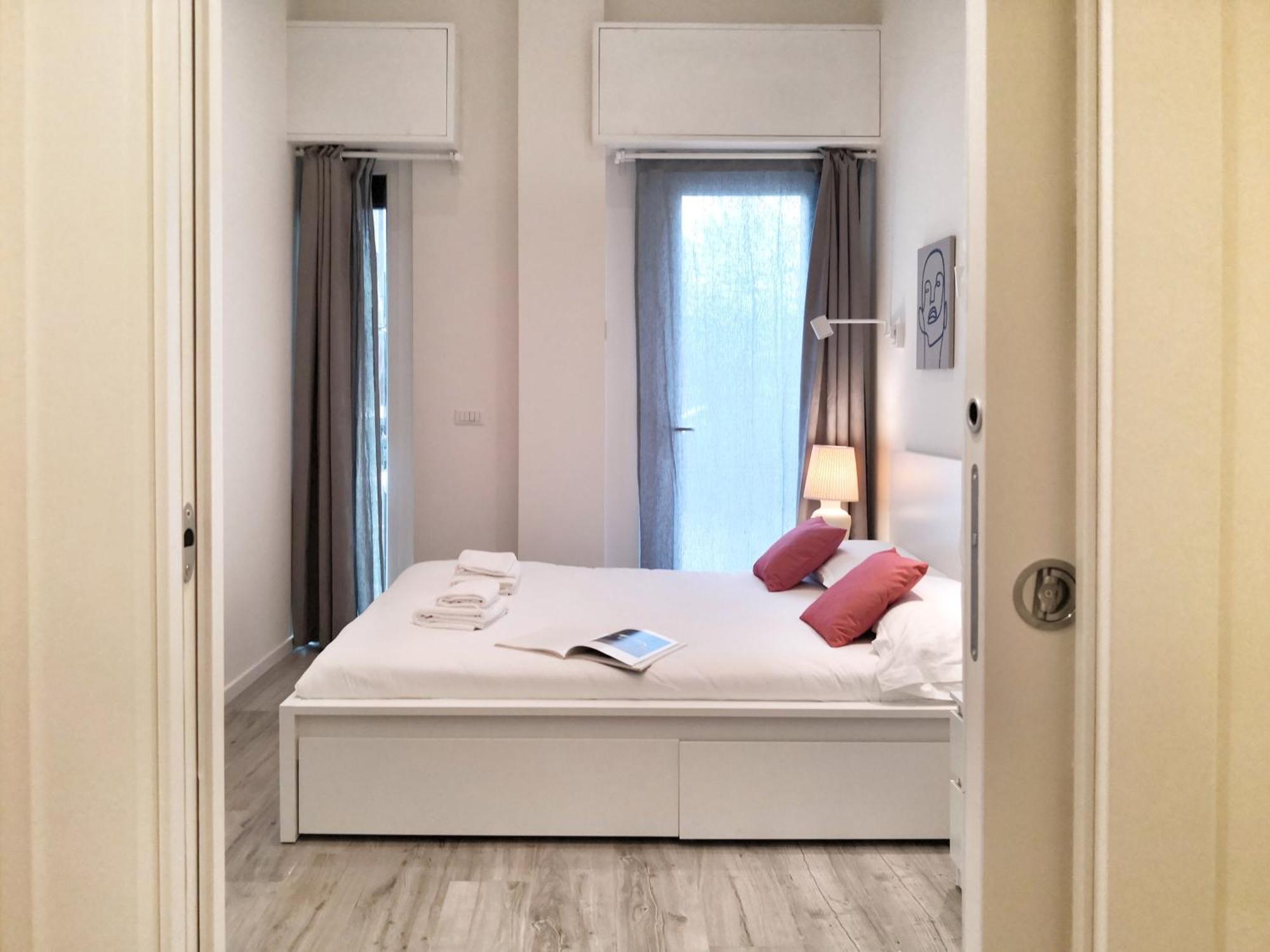 Ihost - Arganini 22 * Milano